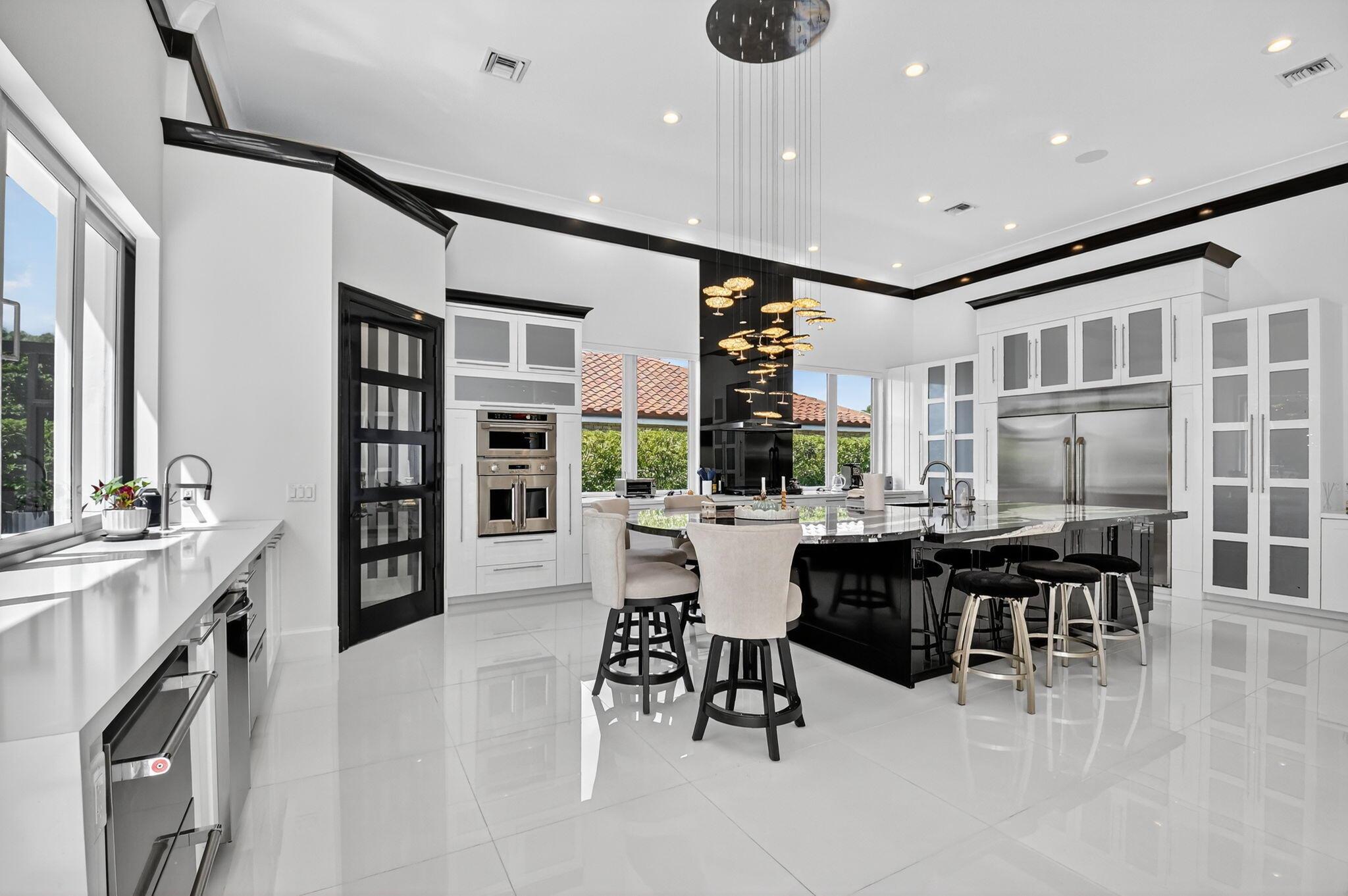 11938 N Lake Dr Boynton Beach, FL 33436