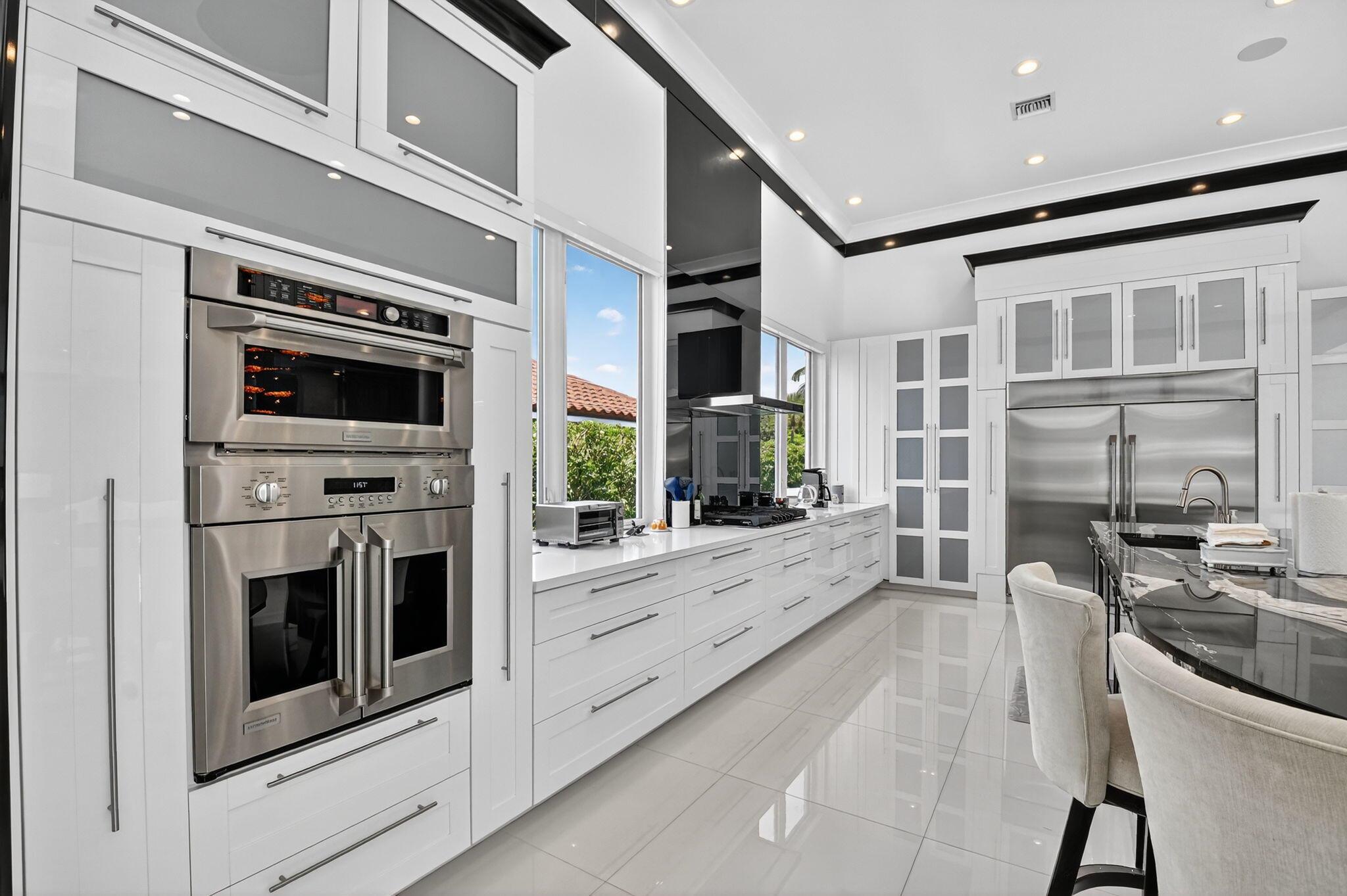 11938 N Lake Dr Boynton Beach, FL 33436