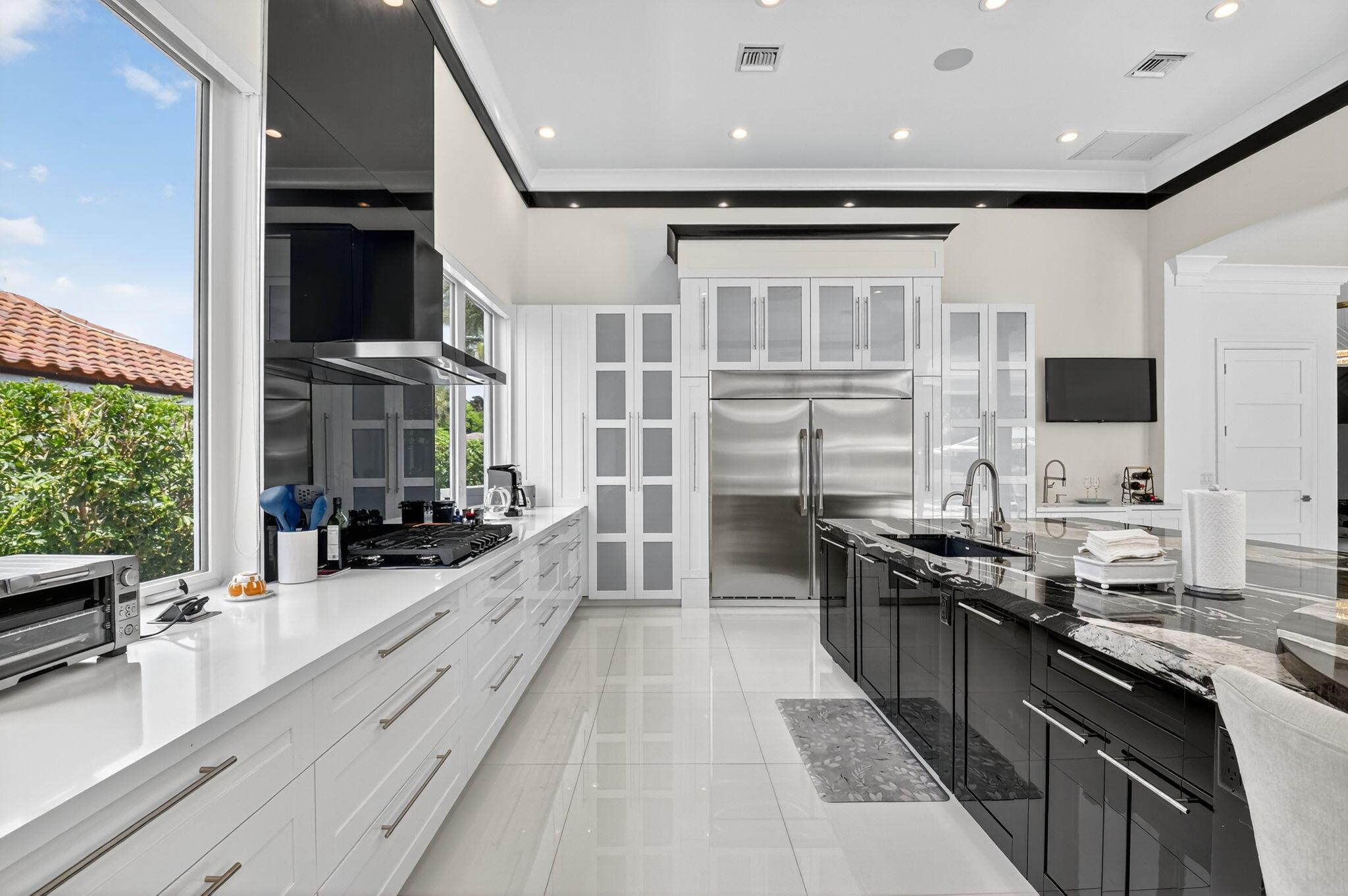 11938 N Lake Dr Boynton Beach, FL 33436