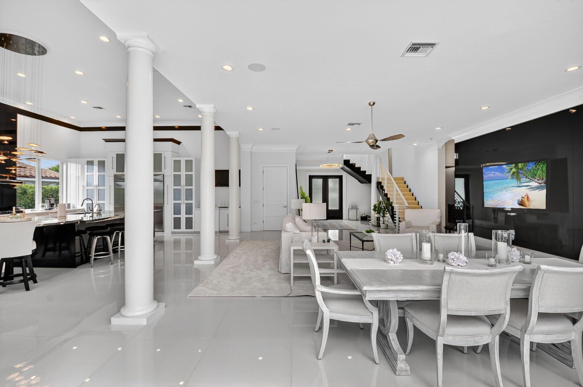 11938 N Lake Dr Boynton Beach, FL 33436