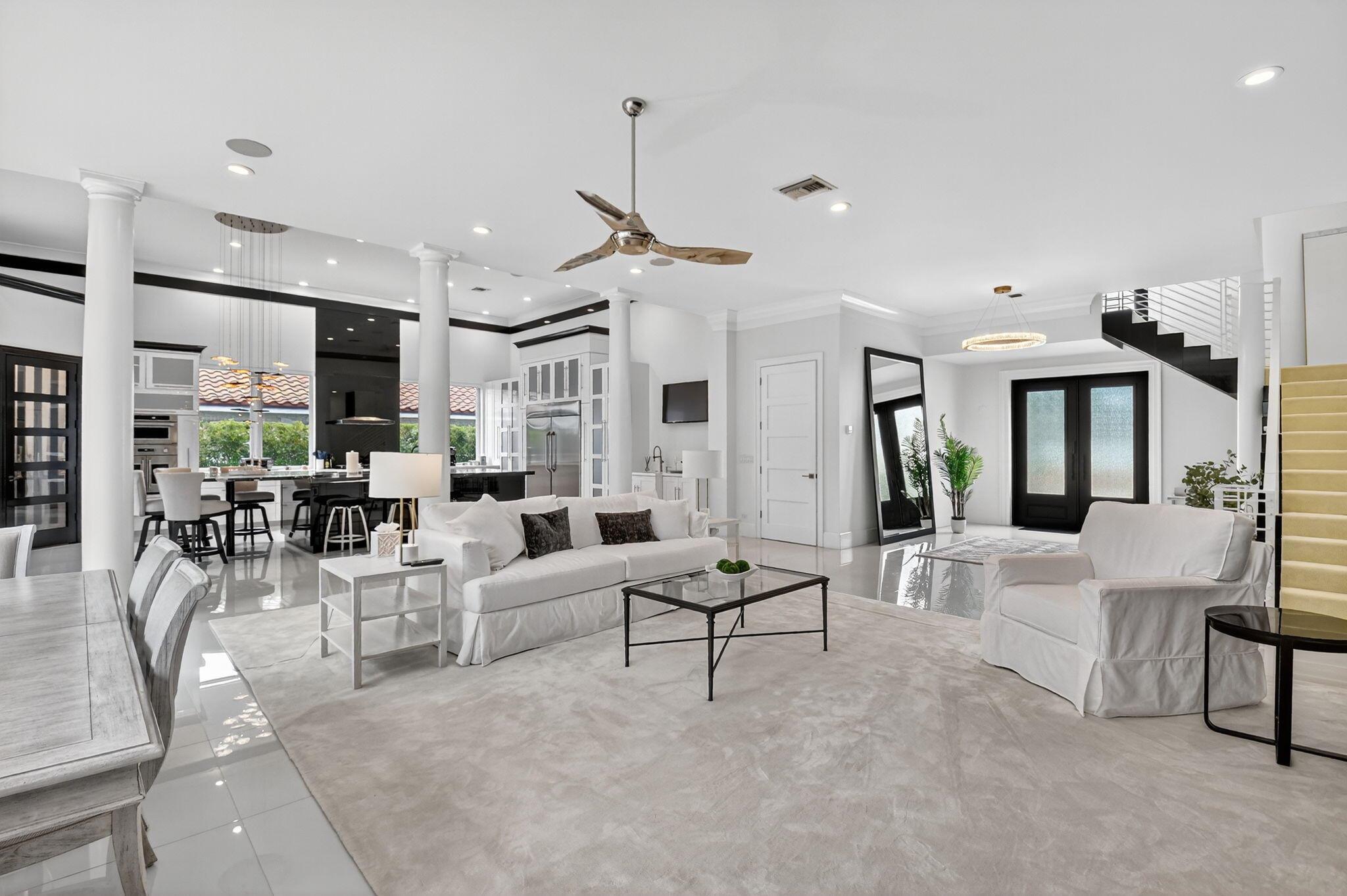 11938 N Lake Dr Boynton Beach, FL 33436