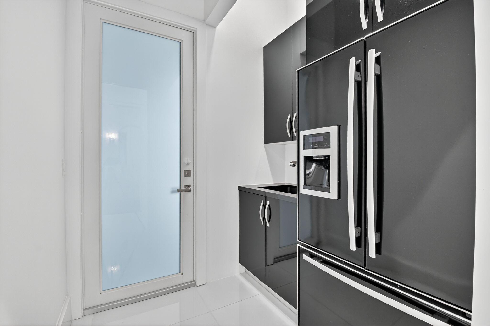 11938 N Lake Dr Boynton Beach, FL 33436