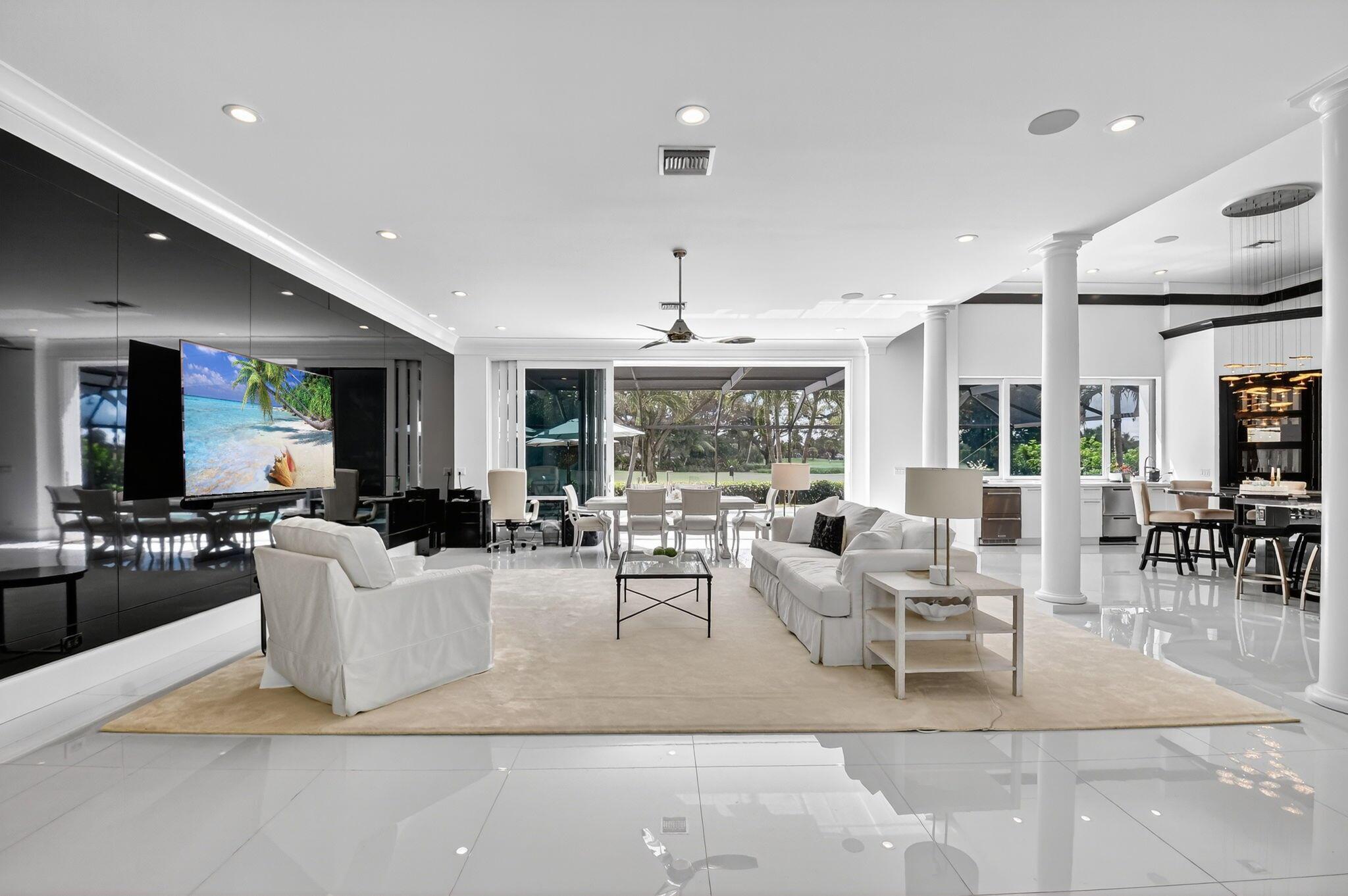 11938 N Lake Dr Boynton Beach, FL 33436