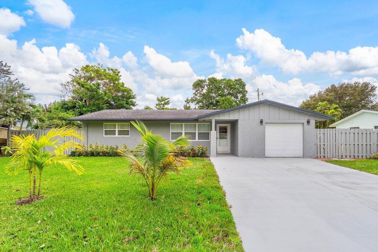 152 SE 28th Ct