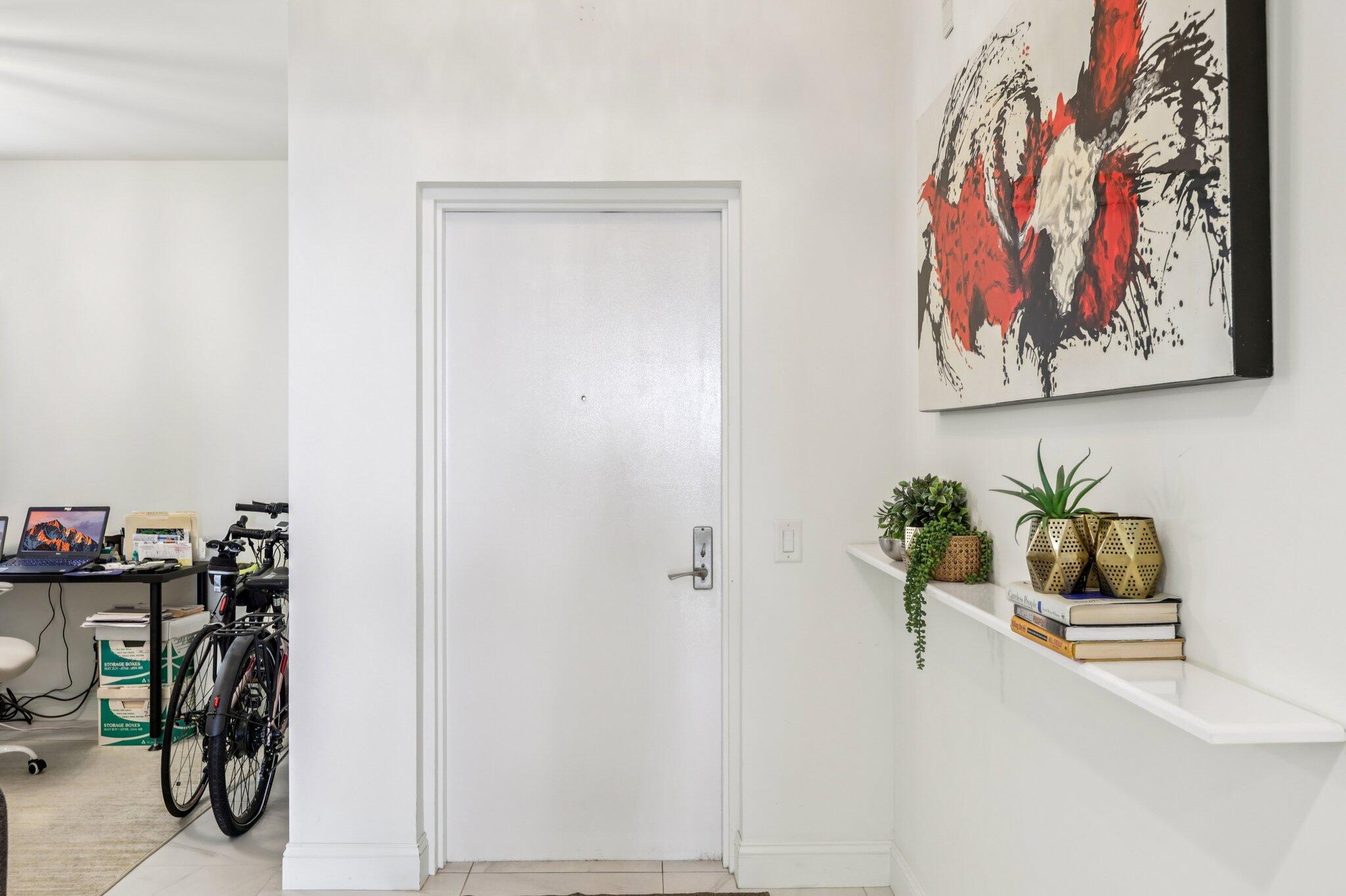 2640 Lake Shr #2008 Riviera Beach, FL 33404