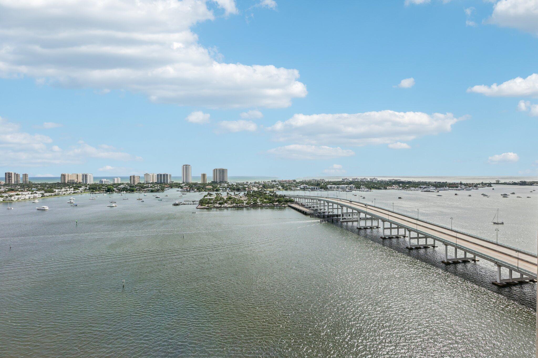 2640 Lake Shr #2008 Riviera Beach, FL 33404