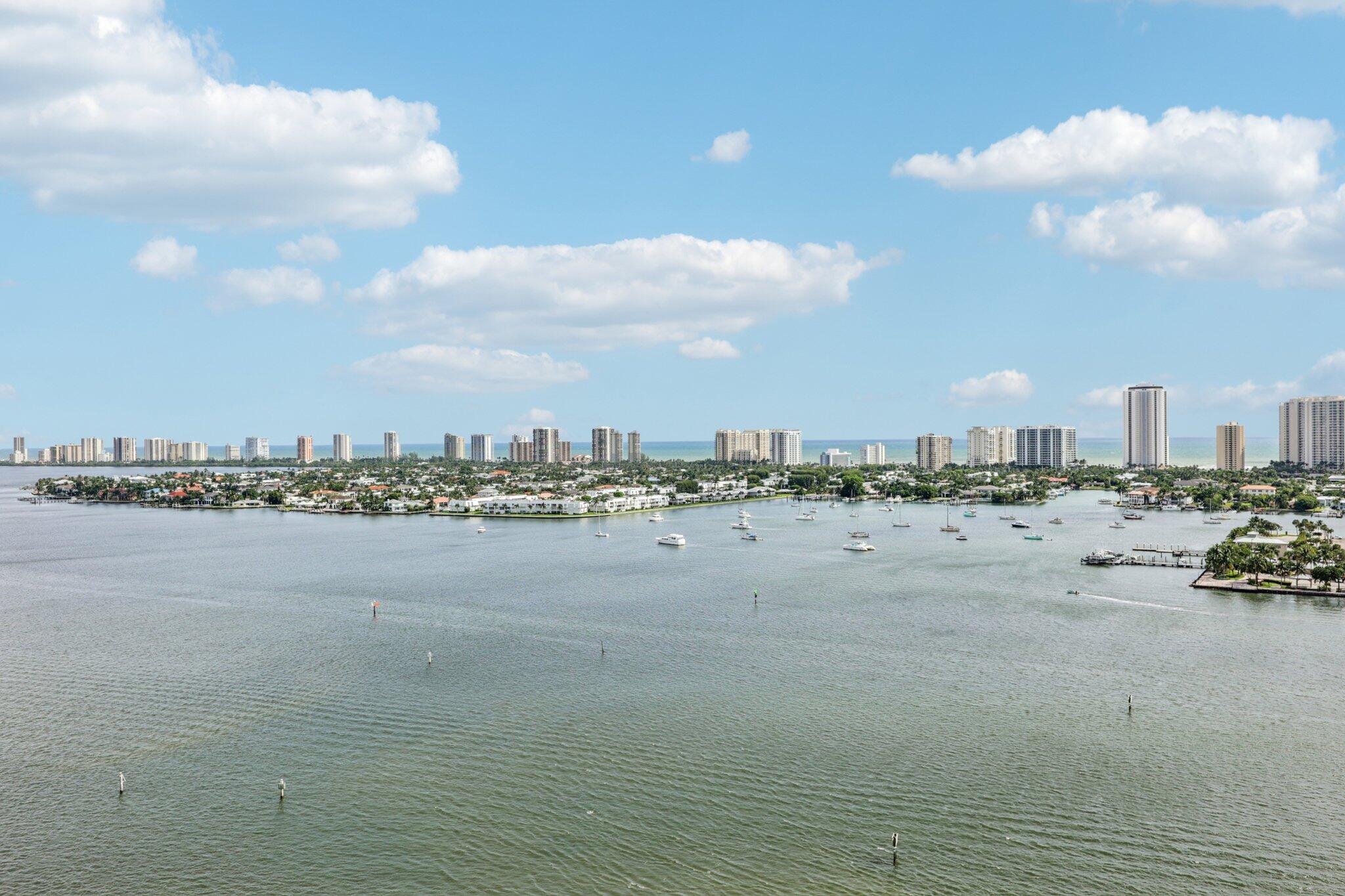 2640 Lake Shr #2008 Riviera Beach, FL 33404