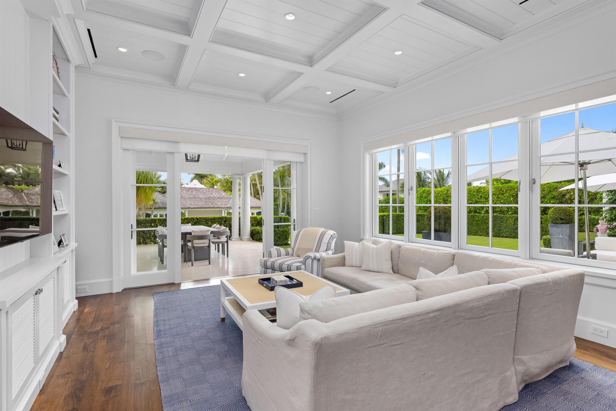 102 Reef Rd Palm Beach, FL 33480 102 Reef Rd Palm Beach, FL 33480