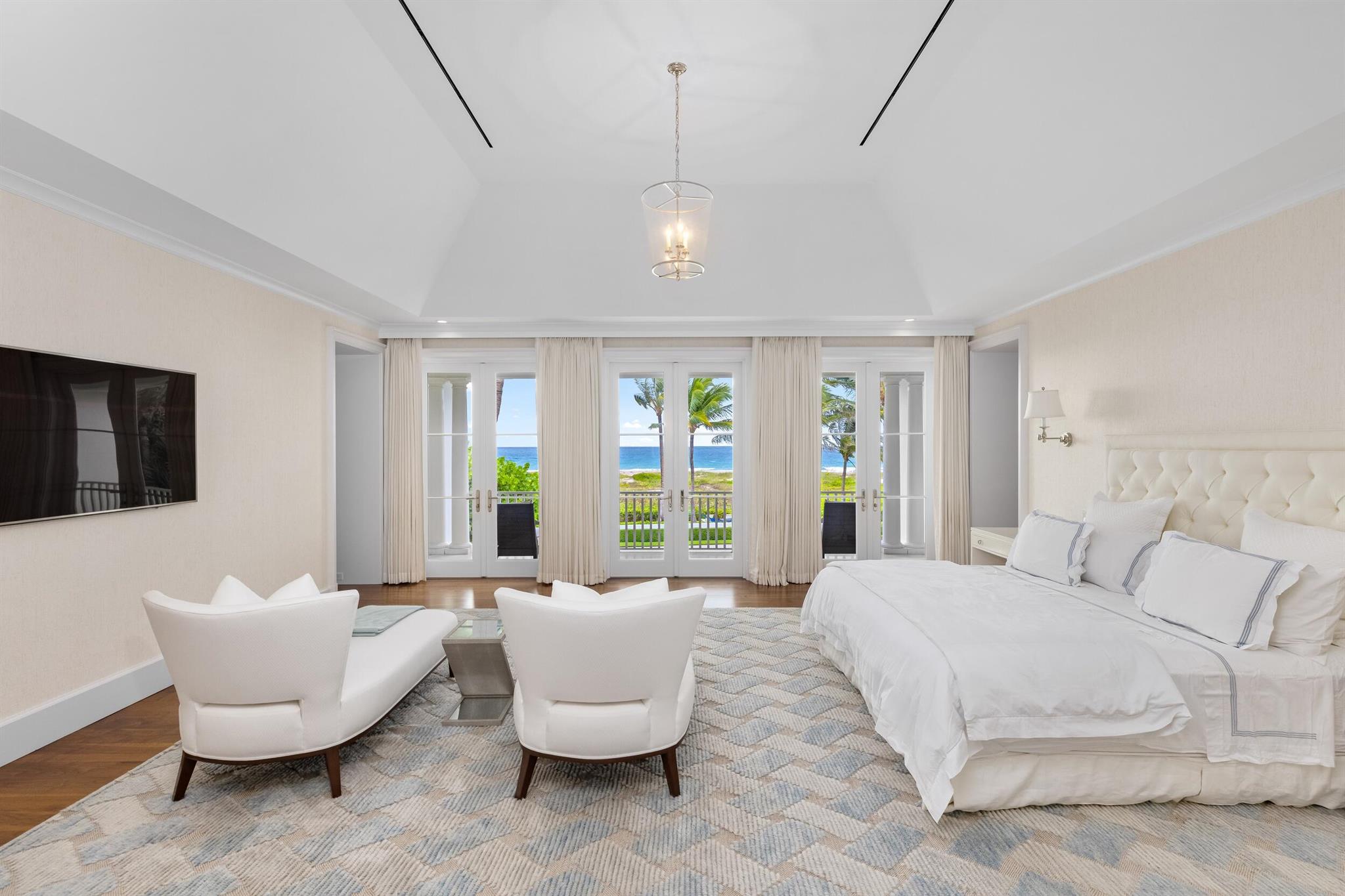 102 Reef Rd Palm Beach, FL 33480 102 Reef Rd Palm Beach, FL 33480