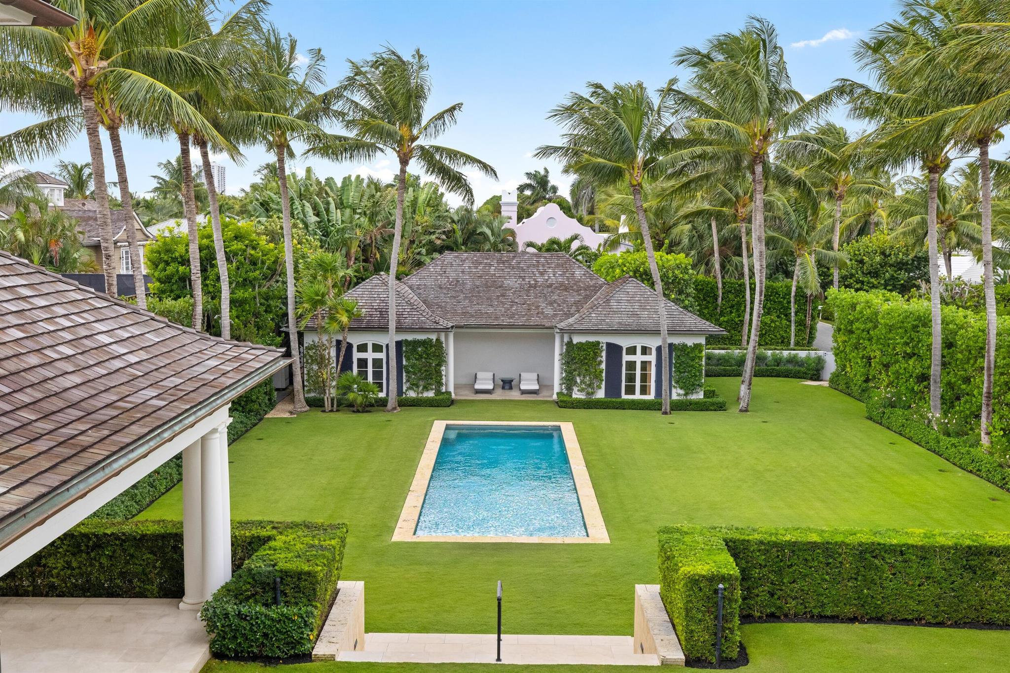 102 Reef Rd Palm Beach, FL 33480 102 Reef Rd Palm Beach, FL 33480