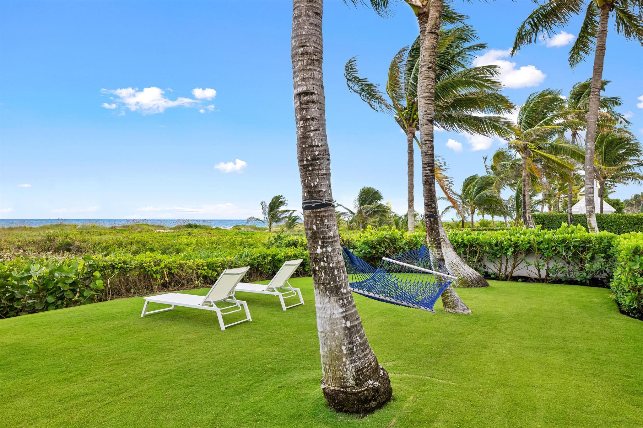 102 Reef Rd Palm Beach, FL 33480 102 Reef Rd Palm Beach, FL 33480