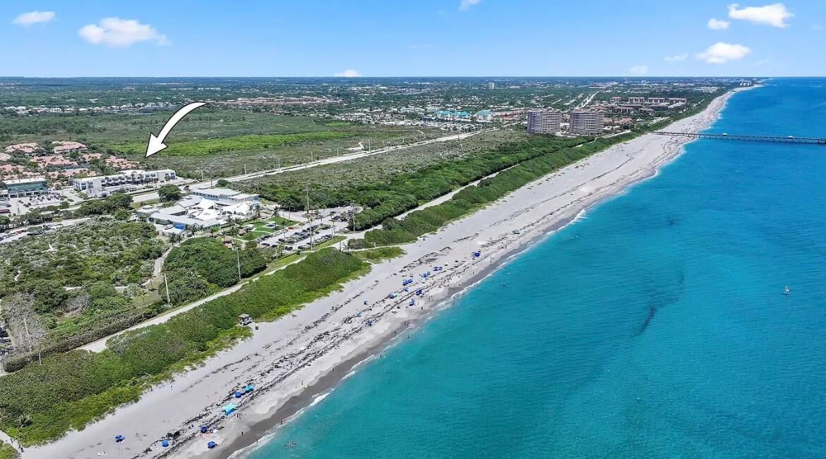 401 Sea Oats Dr #D Juno Beach, FL 33408