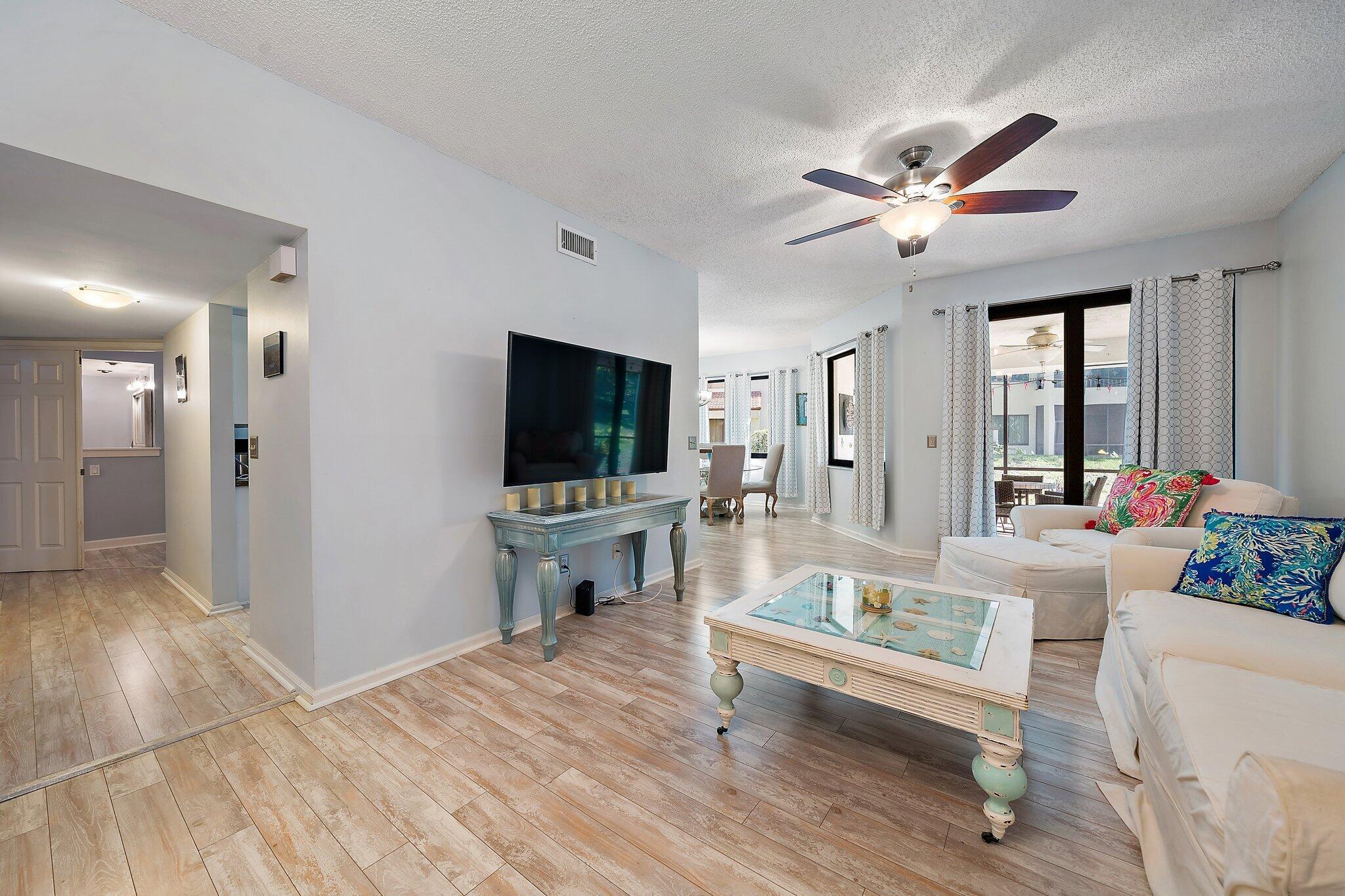 401 Sea Oats Dr #D Juno Beach, FL 33408