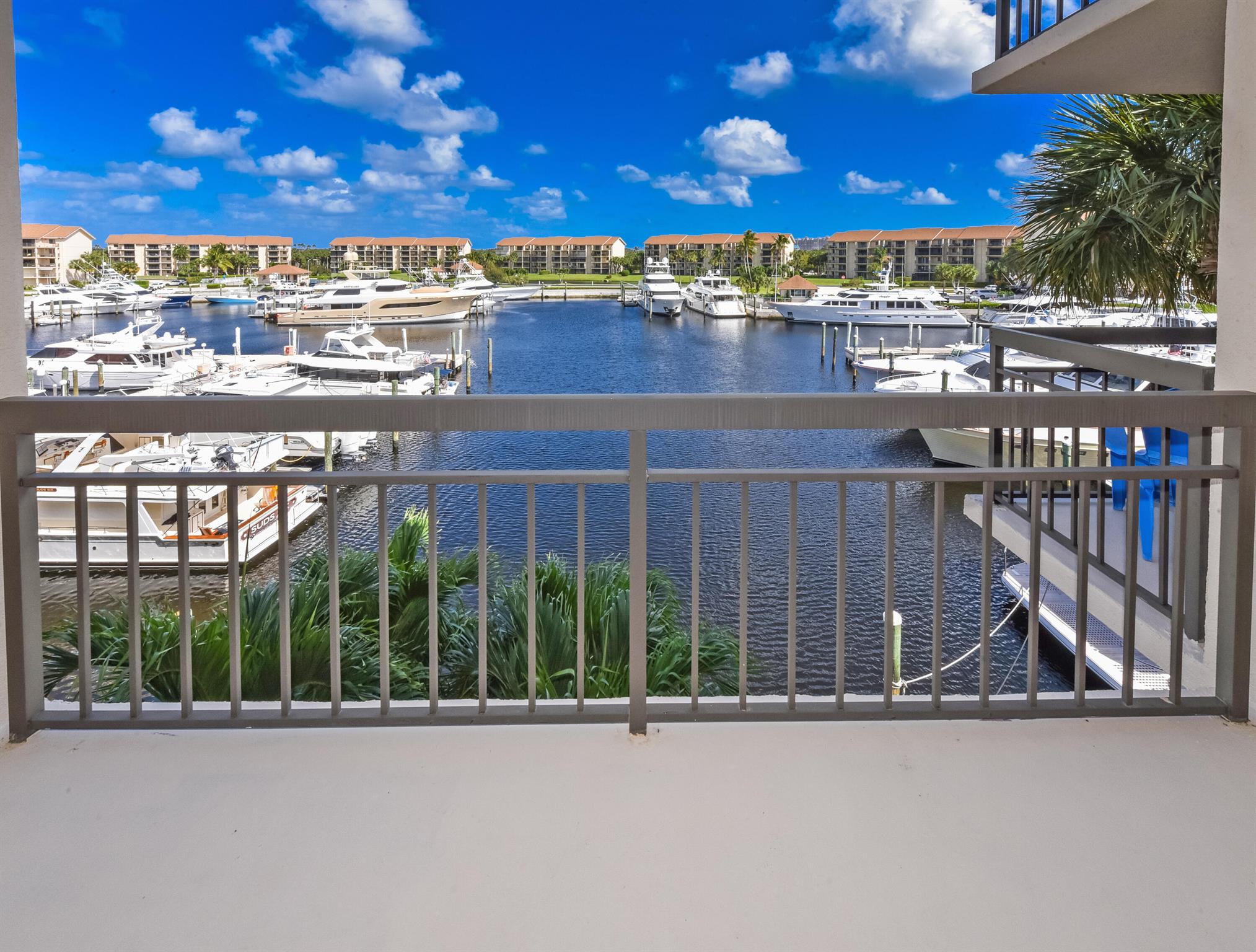 2401 Marina Isle Way #405 Jupiter, FL 33477