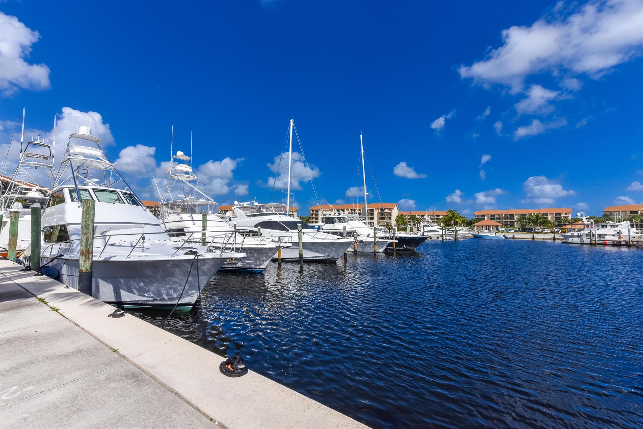 2401 Marina Isle Way #405 Jupiter, FL 33477