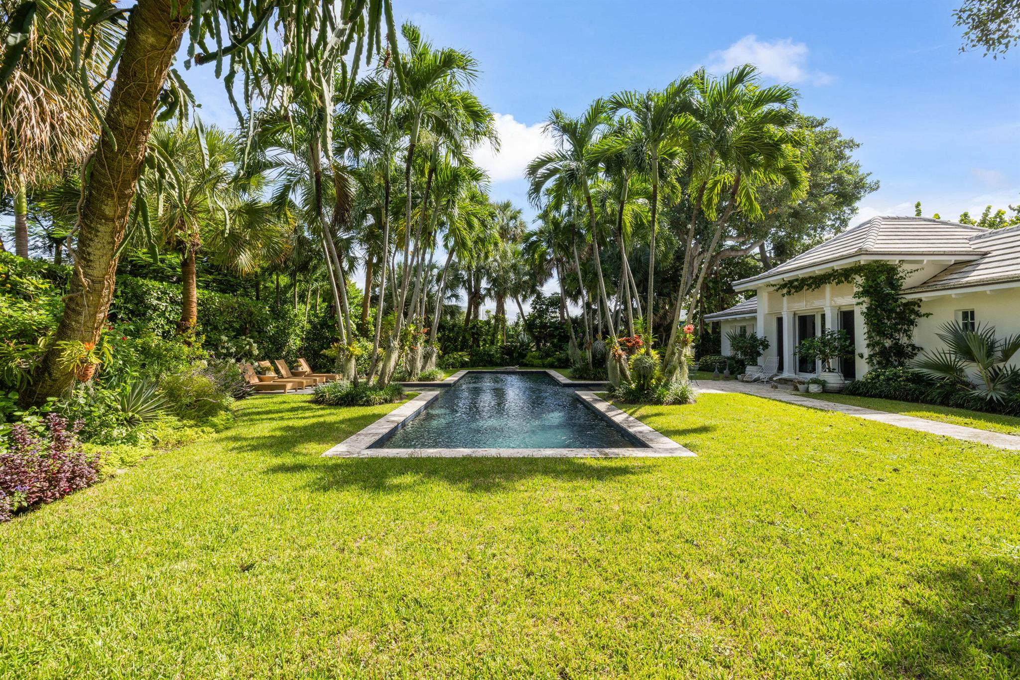 50 Rutland Blvd West Palm Beach, FL 33405