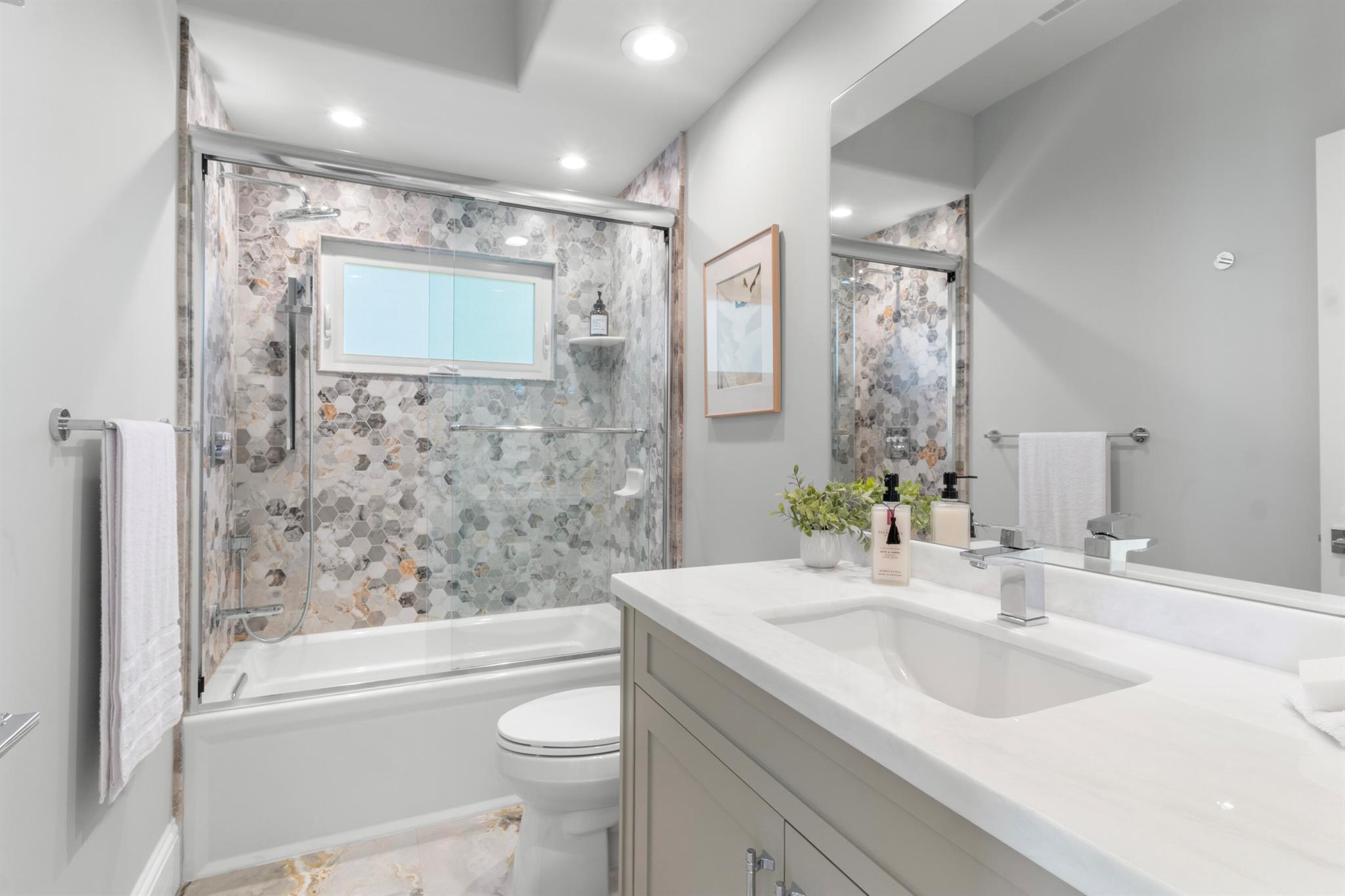 526 Point Ln Vero Beach, FL 32963