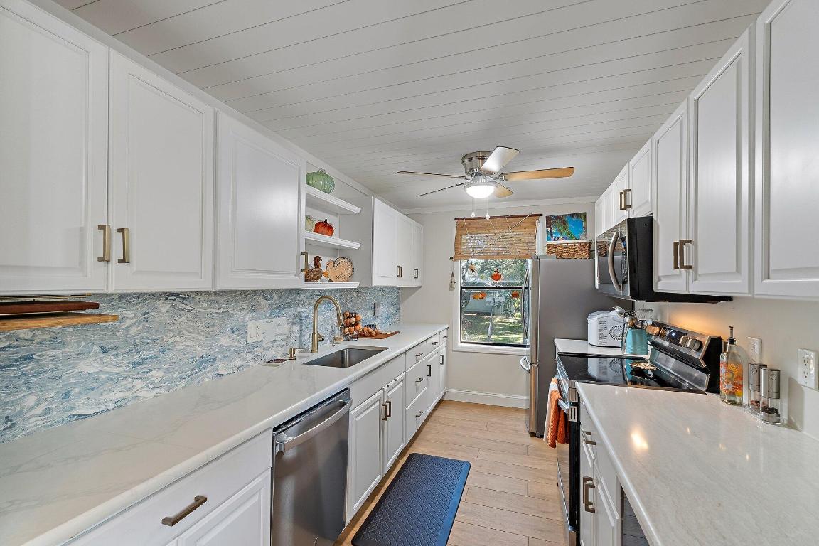 10390 Sandy Run Jupiter, FL 33478