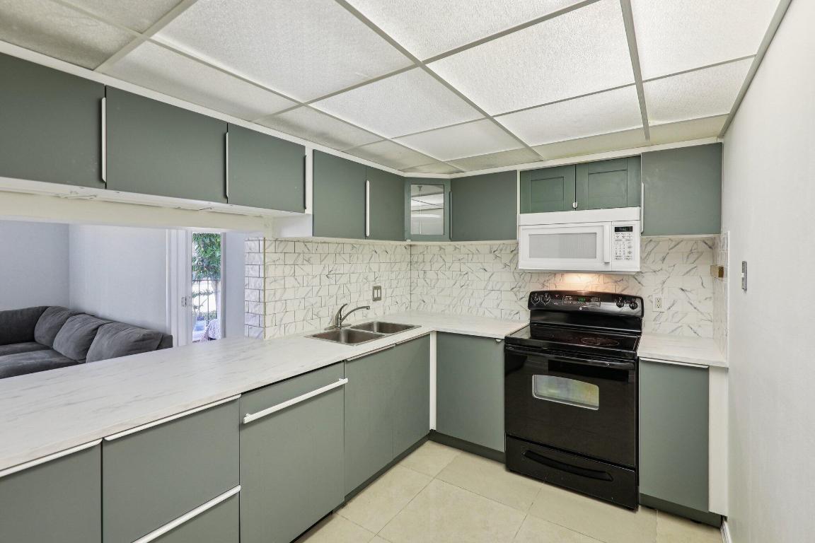 3909 N Ocean Blvd #115 Fort Lauderdale, FL 33308