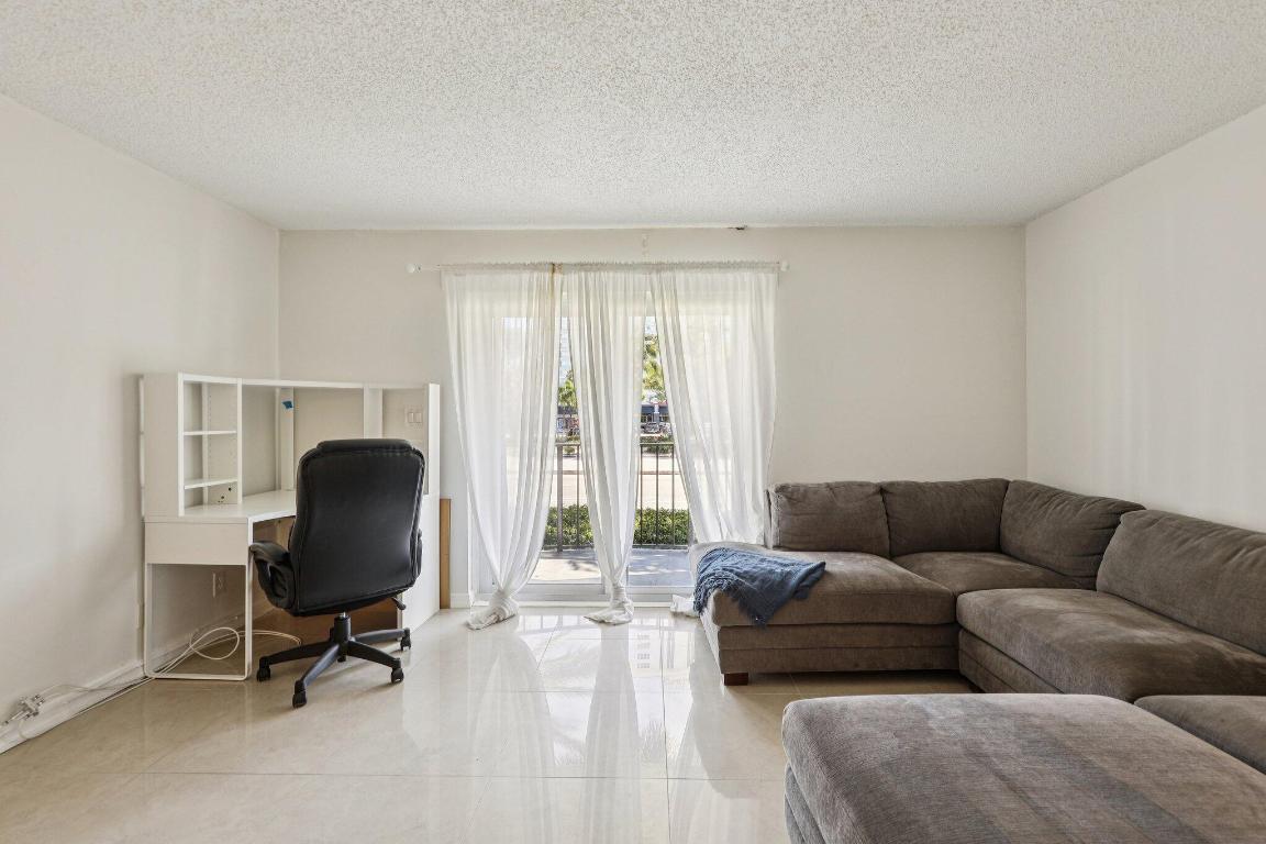 3909 N Ocean Blvd #115 Fort Lauderdale, FL 33308