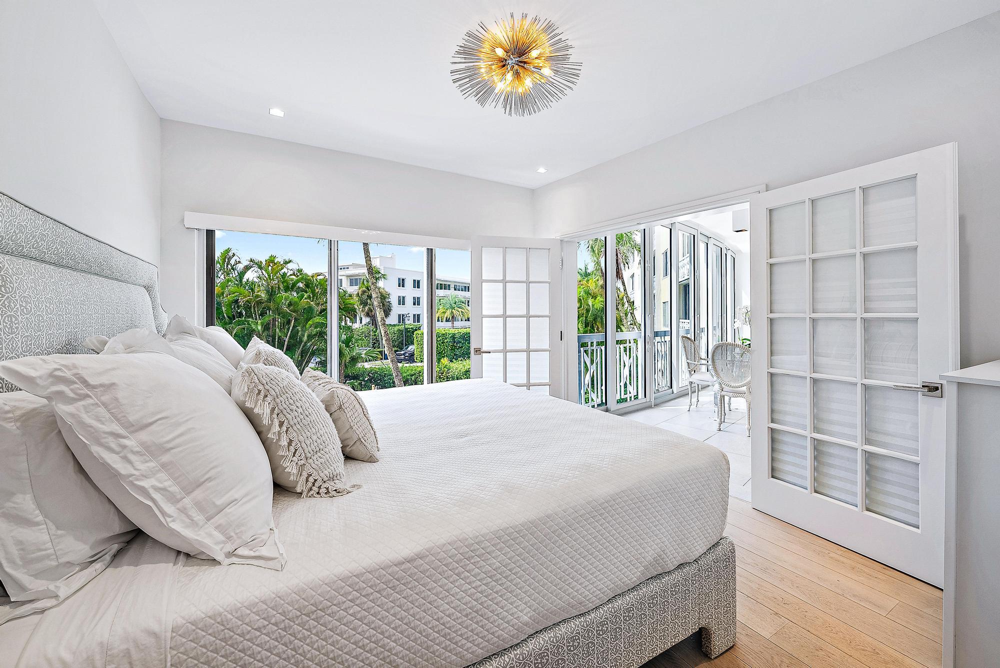 389 S Lake Dr #2g Palm Beach, FL 33480