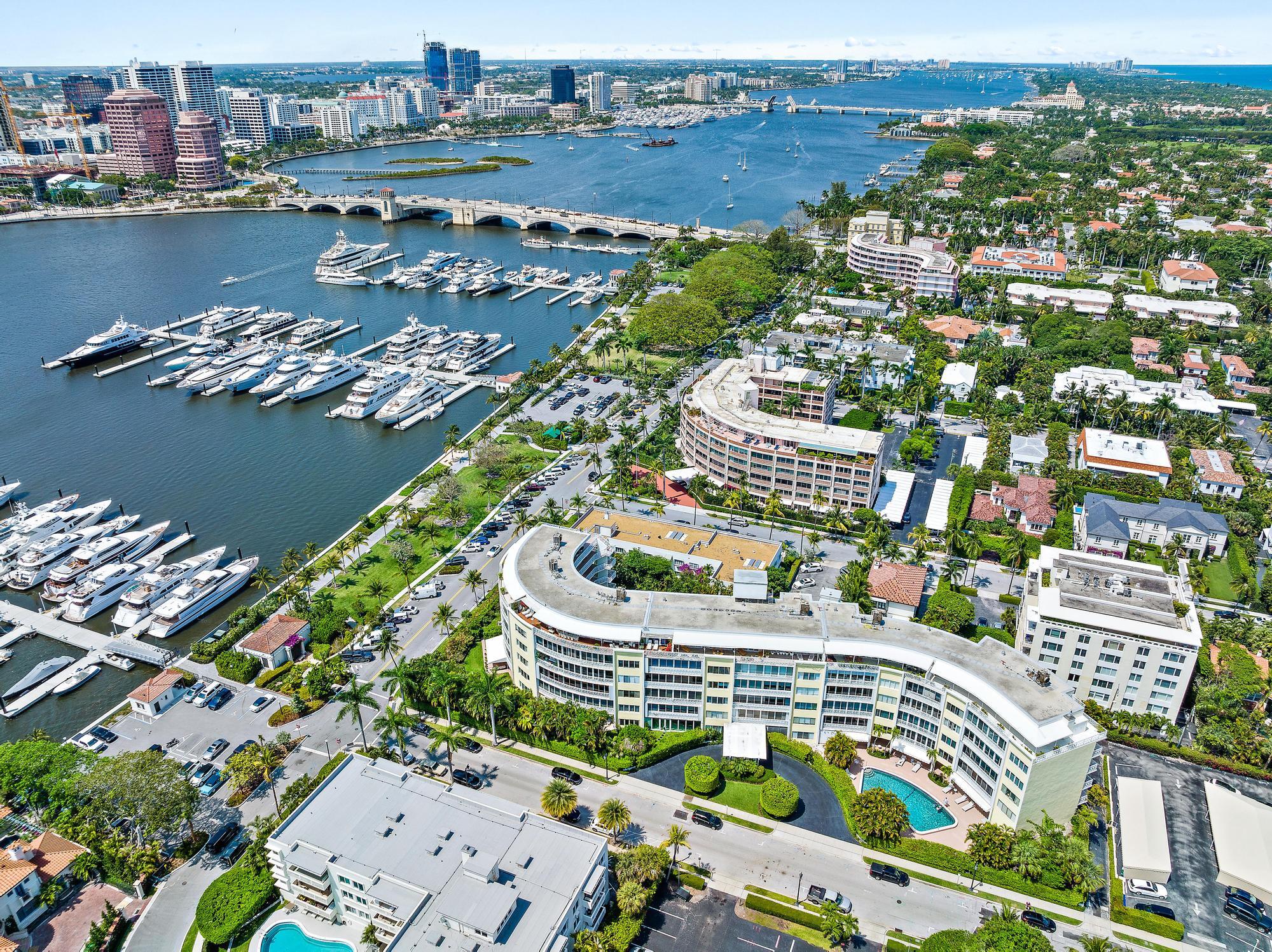 389 S Lake Dr #2g Palm Beach, FL 33480