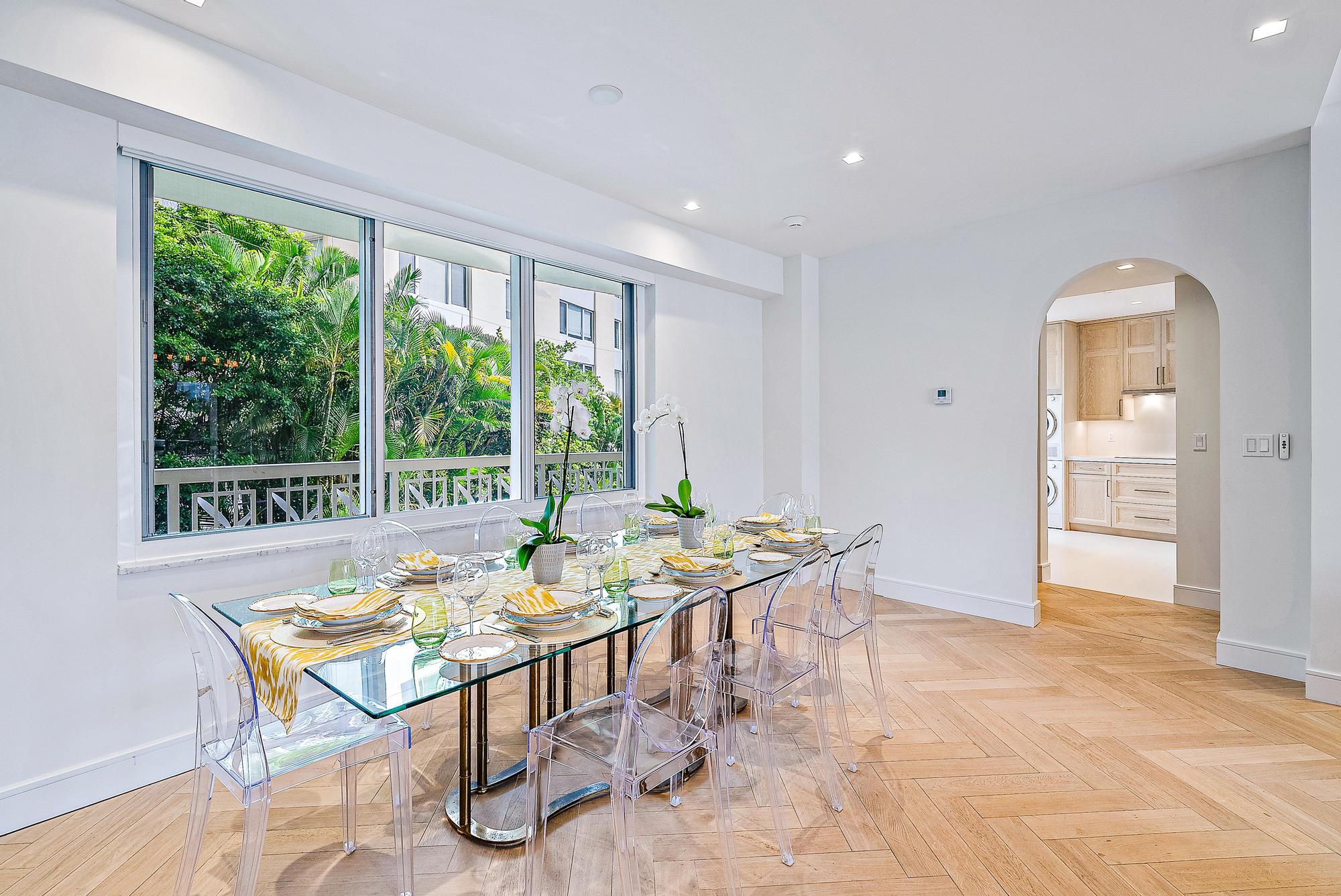 389 S Lake Dr #2g Palm Beach, FL 33480