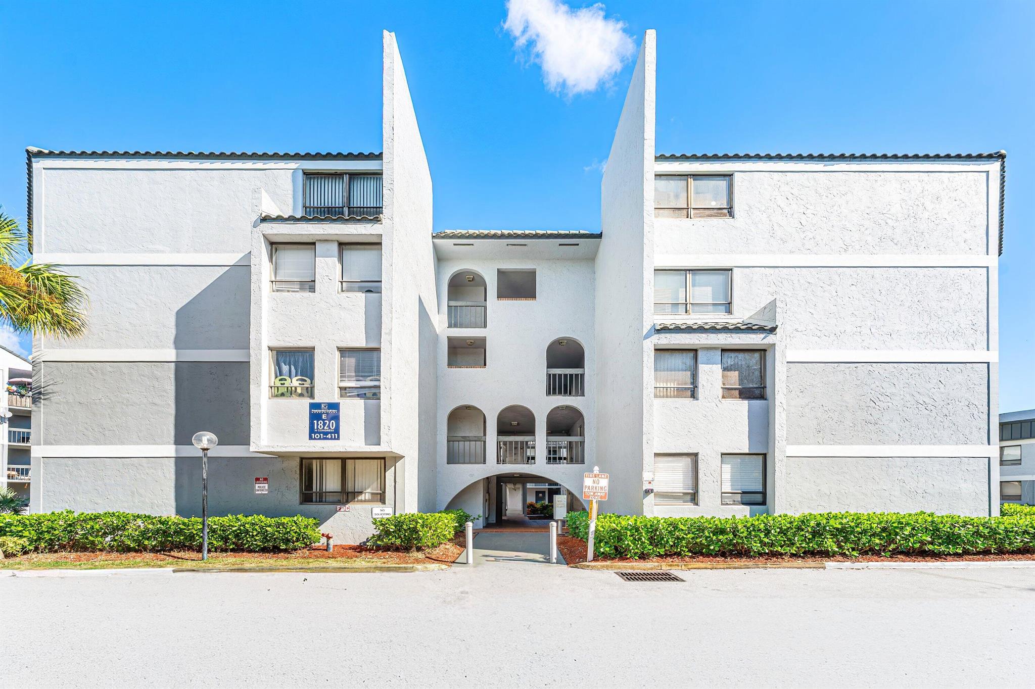 1820 N Congress Ave #304