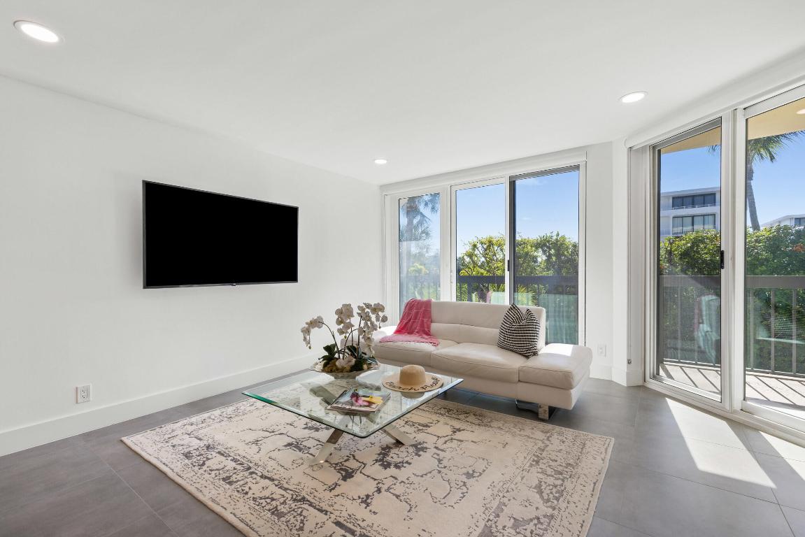 2778 S Ocean Blvd #203s Palm Beach, FL 33480