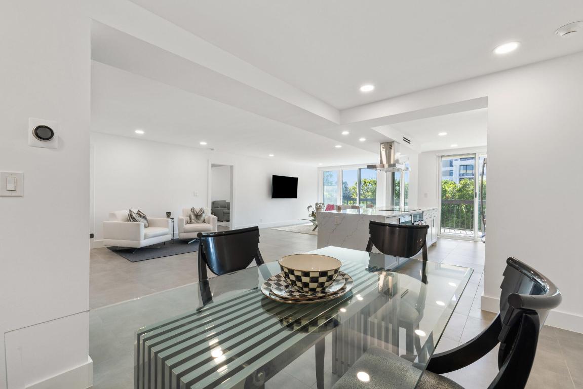 2778 S Ocean Blvd #203s Palm Beach, FL 33480