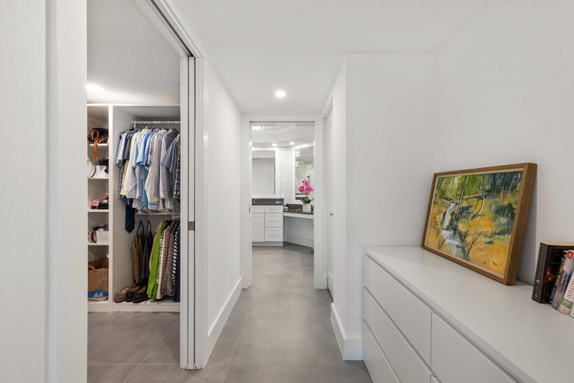 2778 S Ocean Blvd #203s Palm Beach, FL 33480