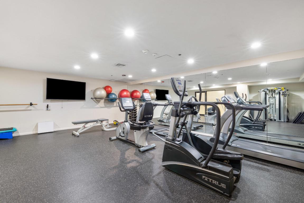 2778 S Ocean Blvd #203s Palm Beach, FL 33480