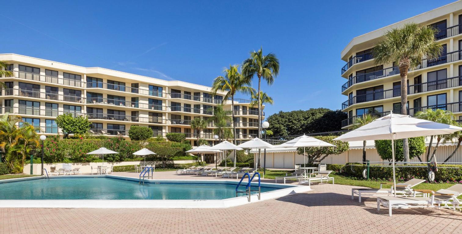 2778 S Ocean Blvd #203s Palm Beach, FL 33480