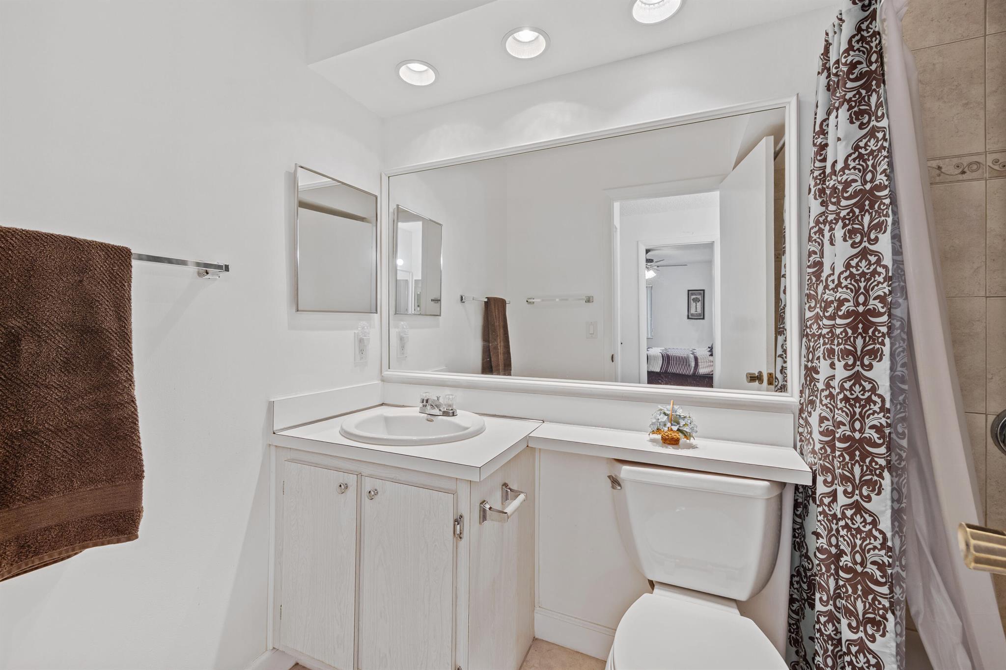 3622 La Playas Ct #B-2 Greenacres, FL 33463