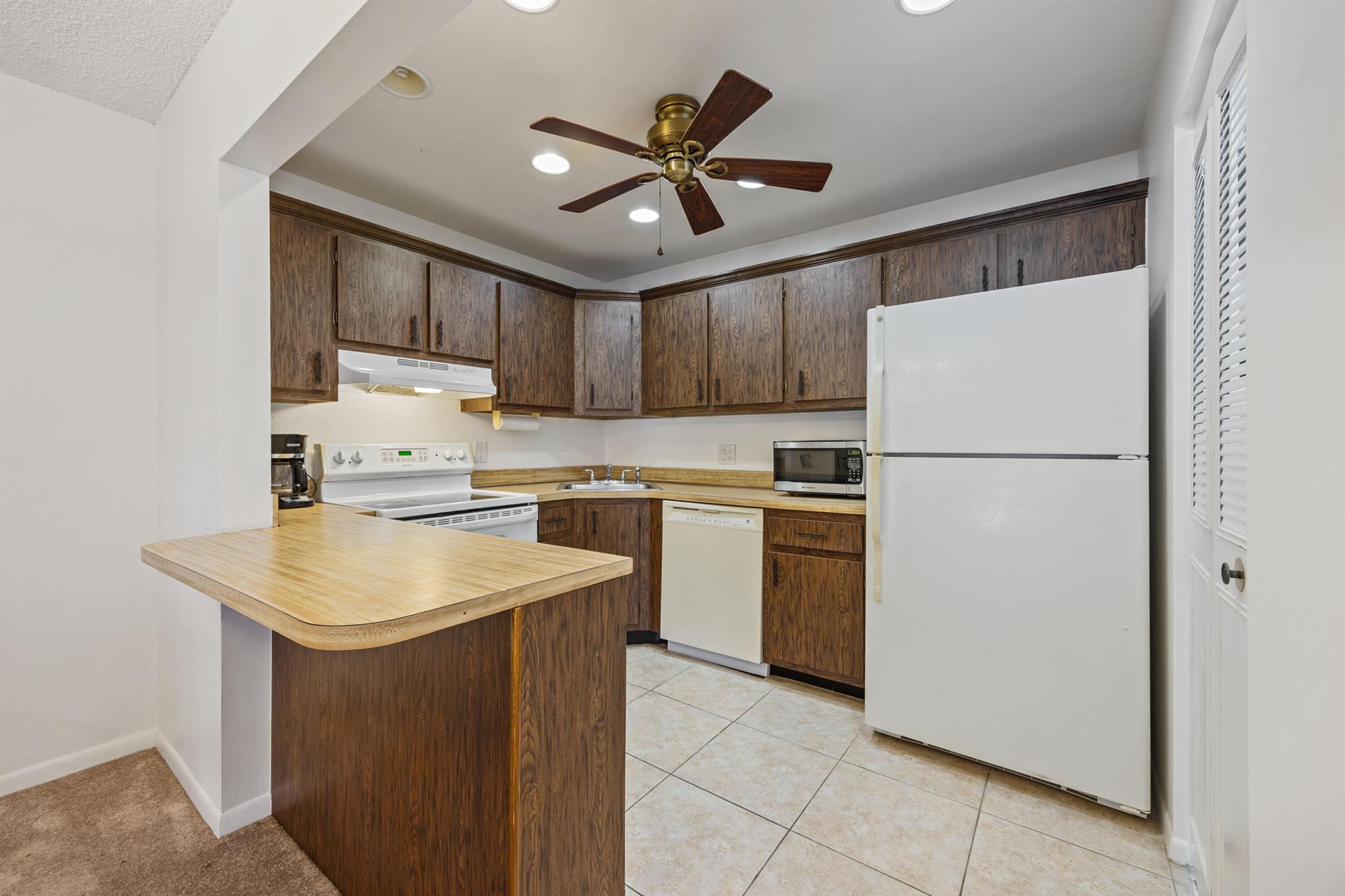 3622 La Playas Ct #B-2 Greenacres, FL 33463