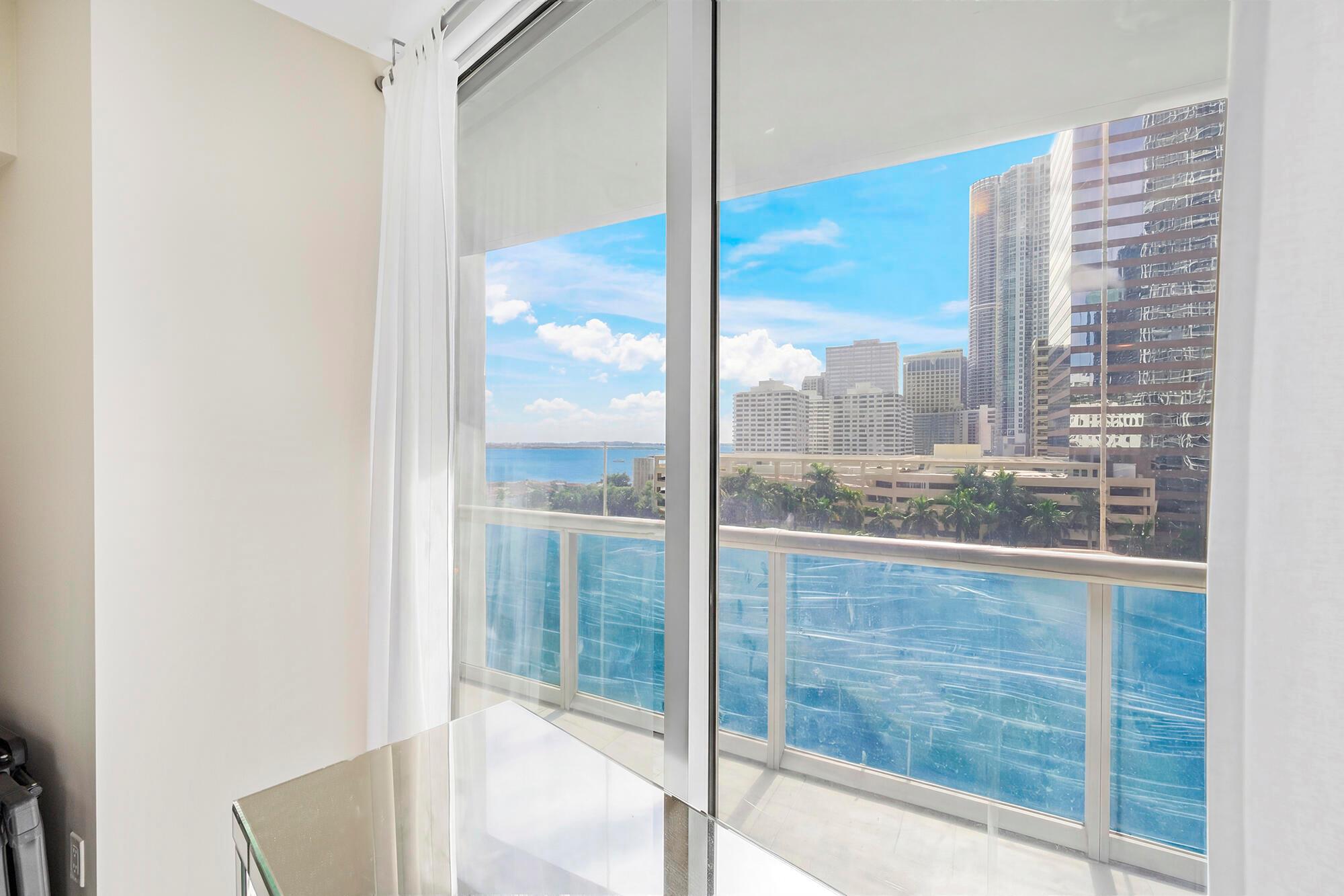 image Icon Brickell II9