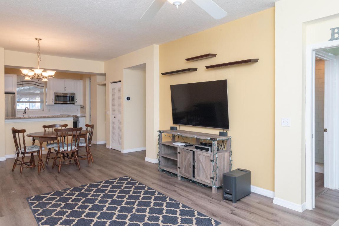 1140 University #10 Jupiter, FL 33458