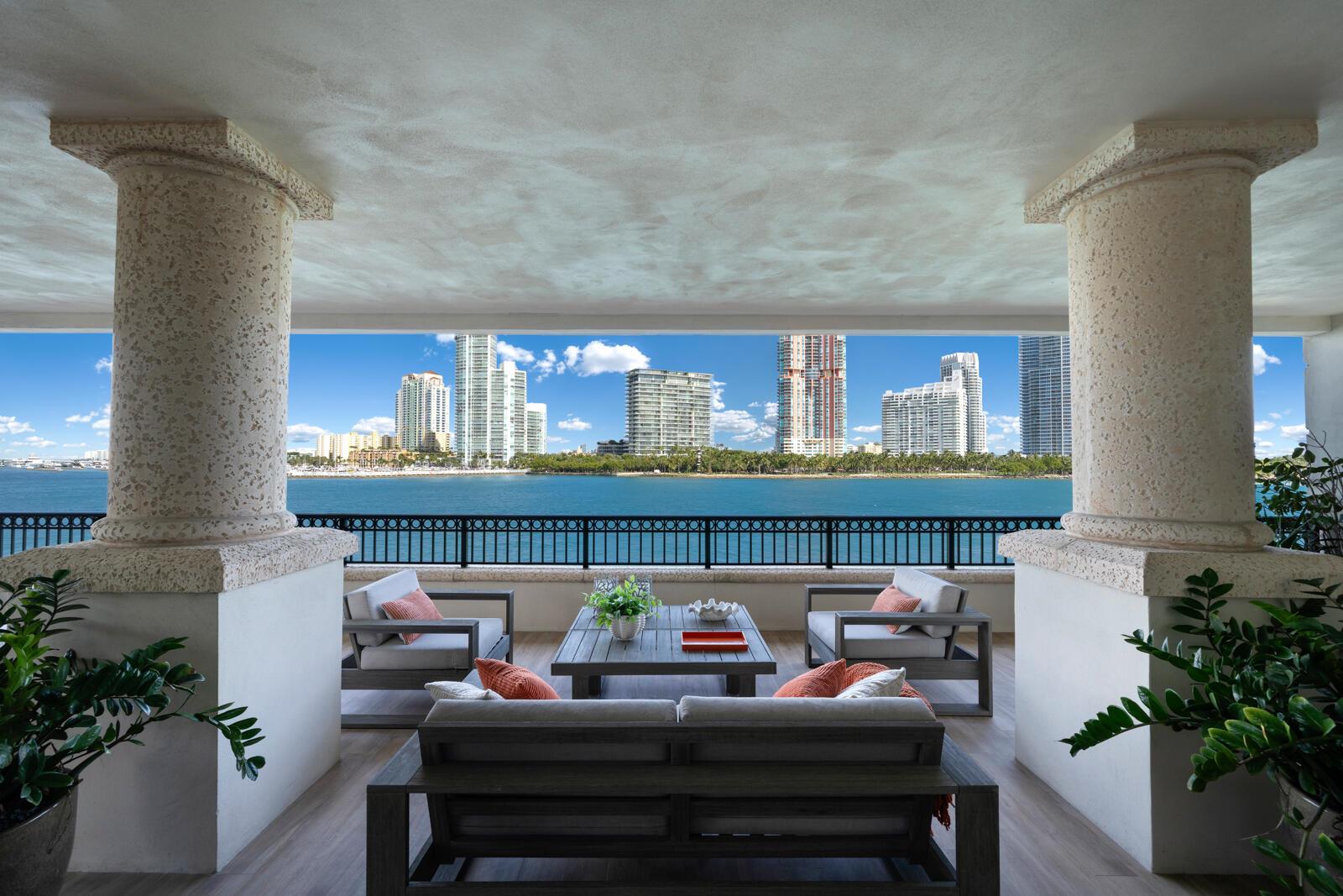 6800 Fisher Is Dr #6823 Miami Beach, FL 33109