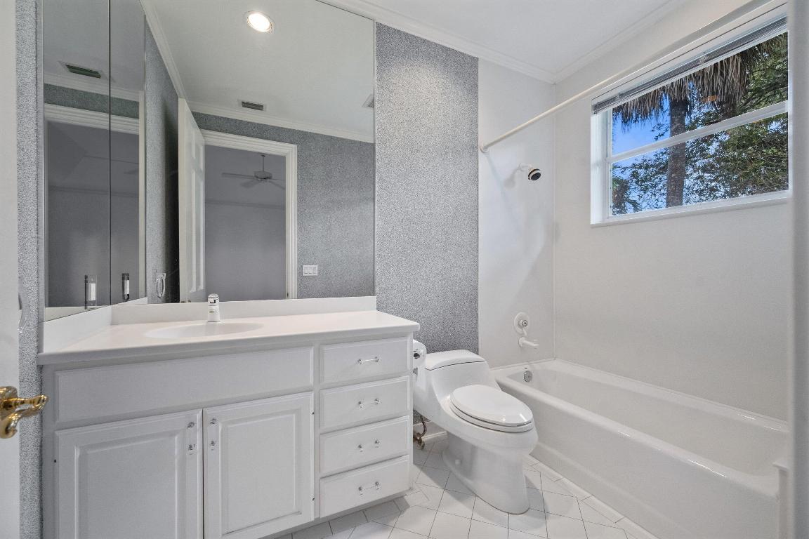 224 Locha Jupiter, FL 33458