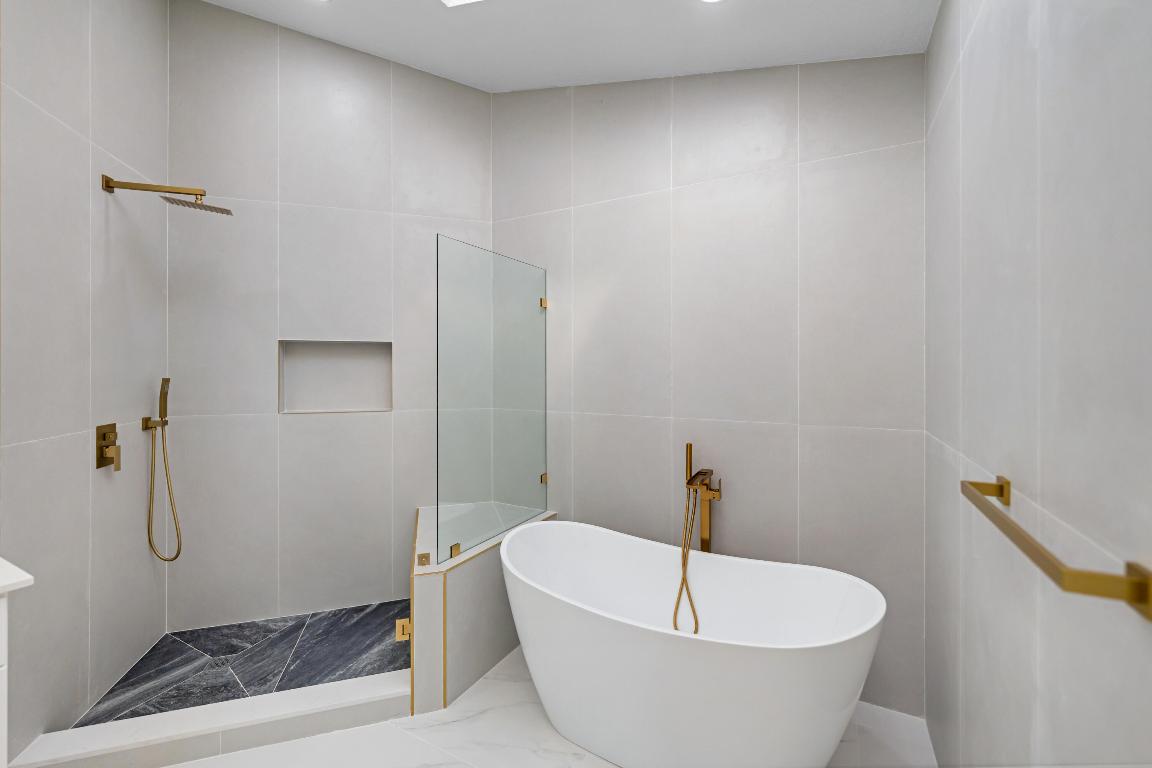 17277 Hampton Boca Raton, FL 33496