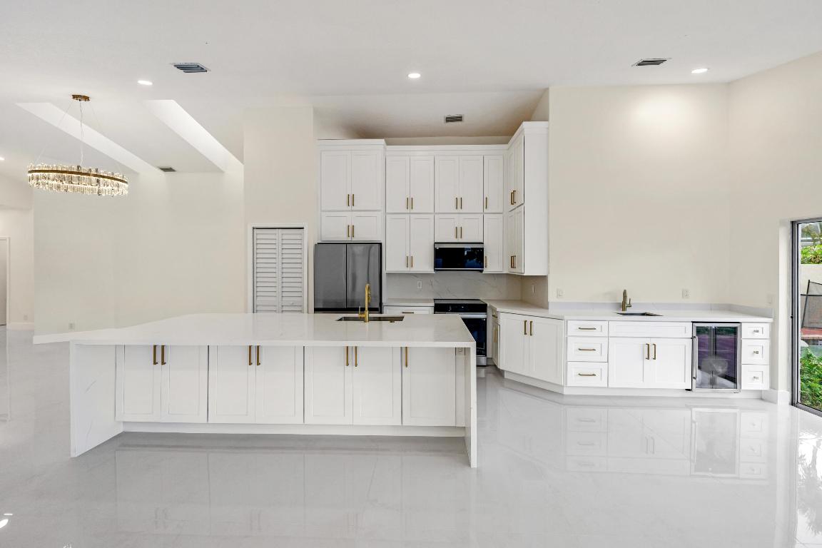 17277 Hampton Boca Raton, FL 33496