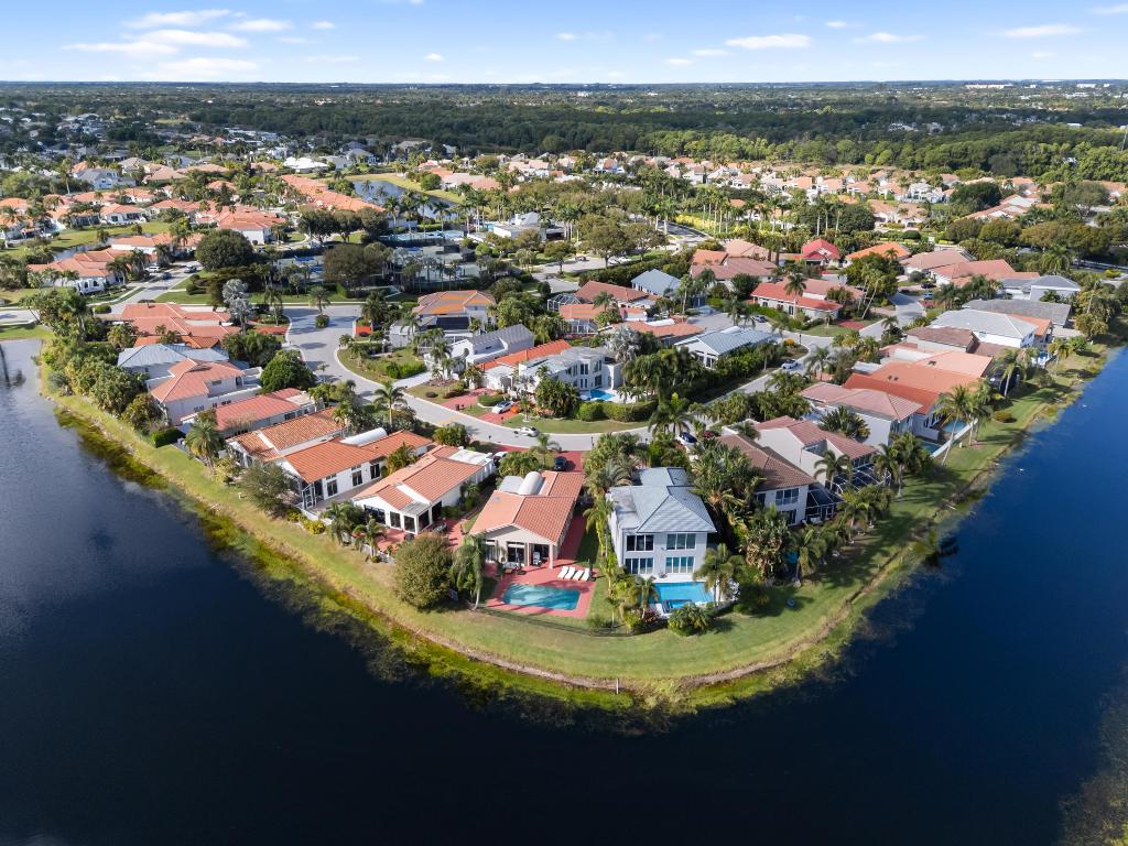 17277 Hampton Boca Raton, FL 33496