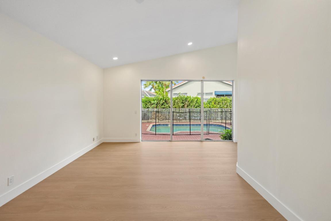 17277 Hampton Boca Raton, FL 33496