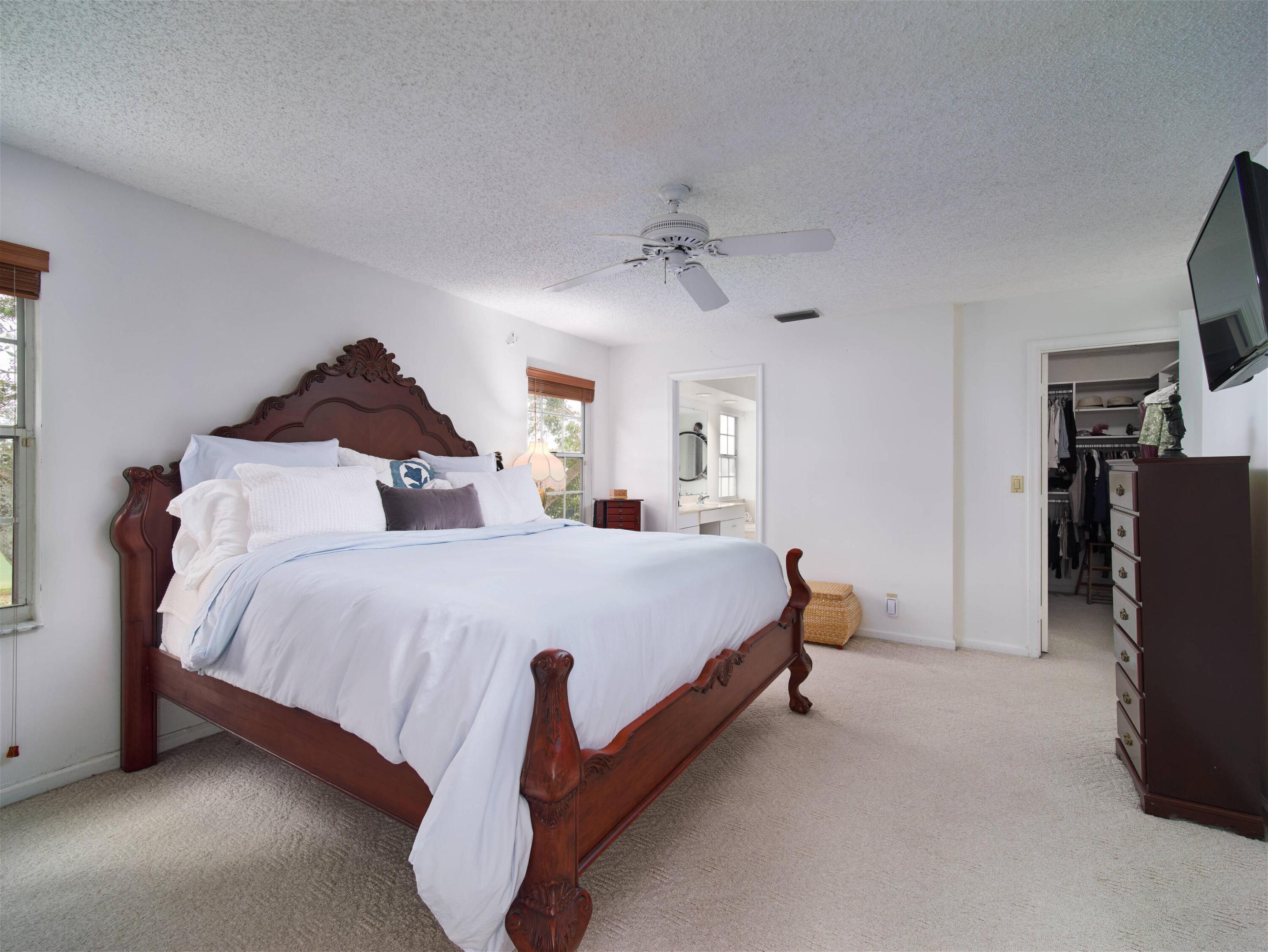 18205 SE Fairview Jupiter, FL 33469