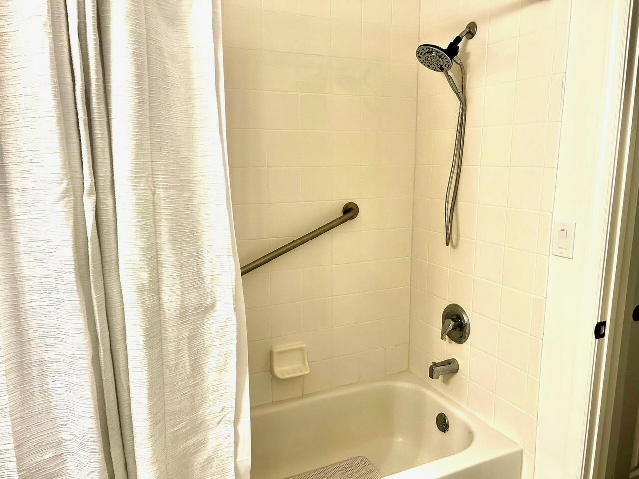 1203 Town Ctr #221 Jupiter, FL 33458