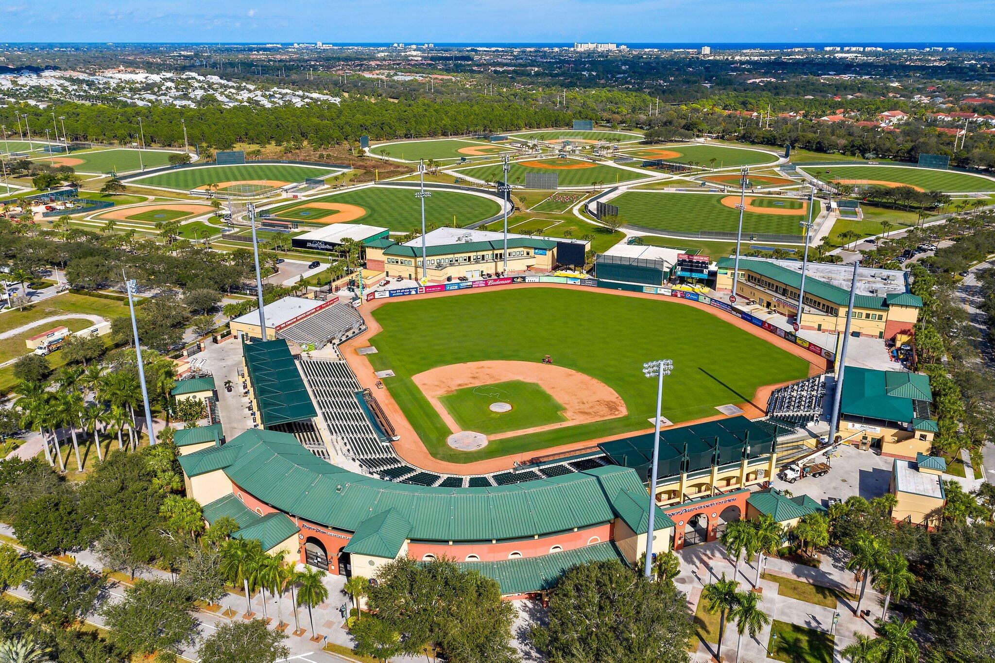 1203 Town Ctr #221 Jupiter, FL 33458