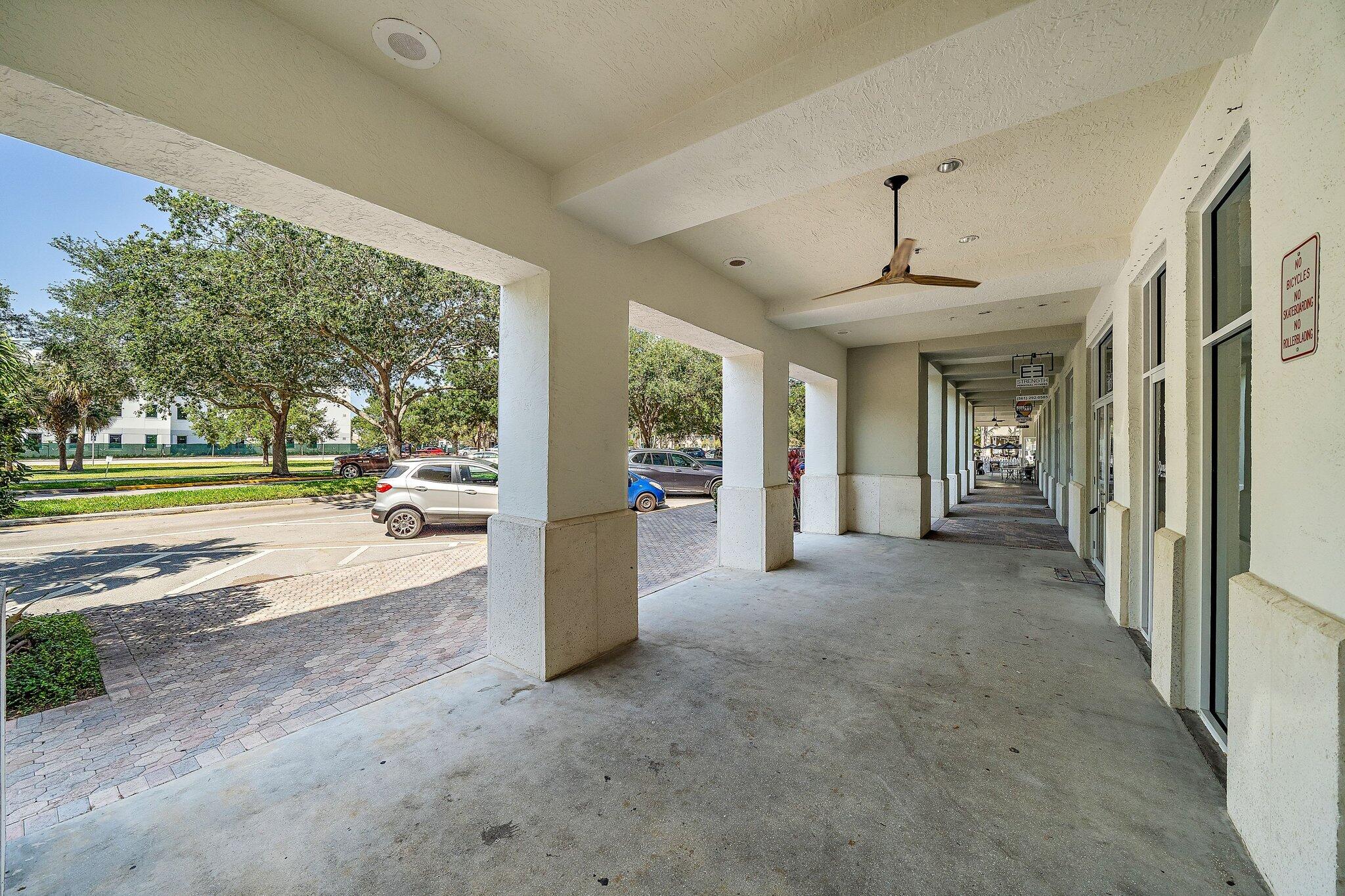 1203 Town Ctr #221 Jupiter, FL 33458