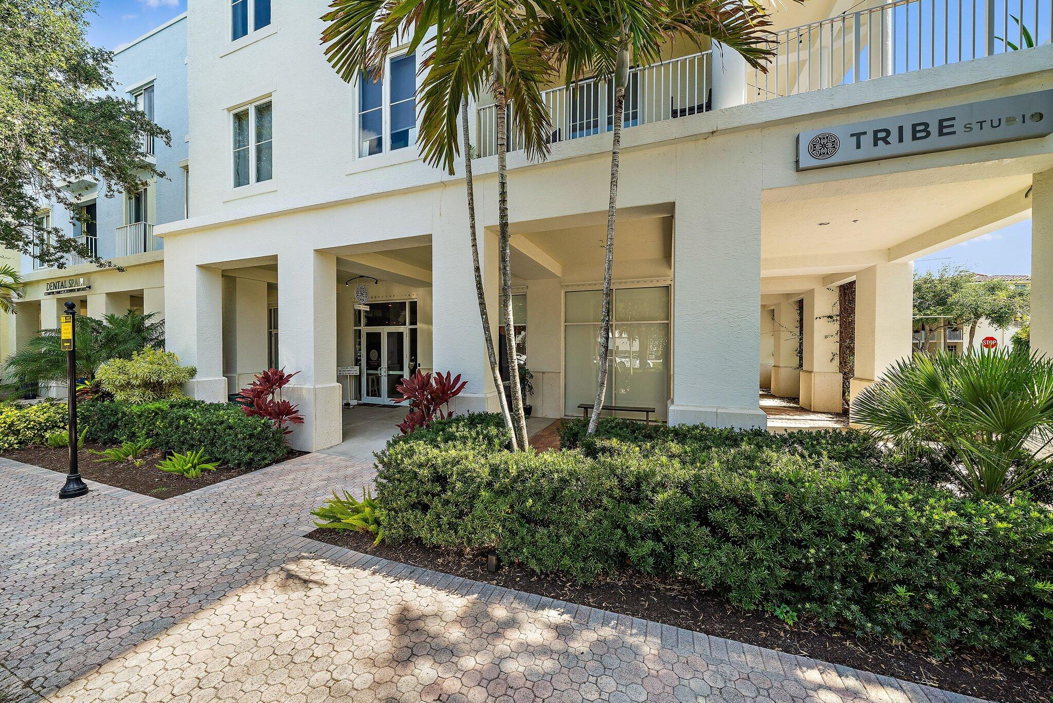 1203 Town Ctr #221 Jupiter, FL 33458