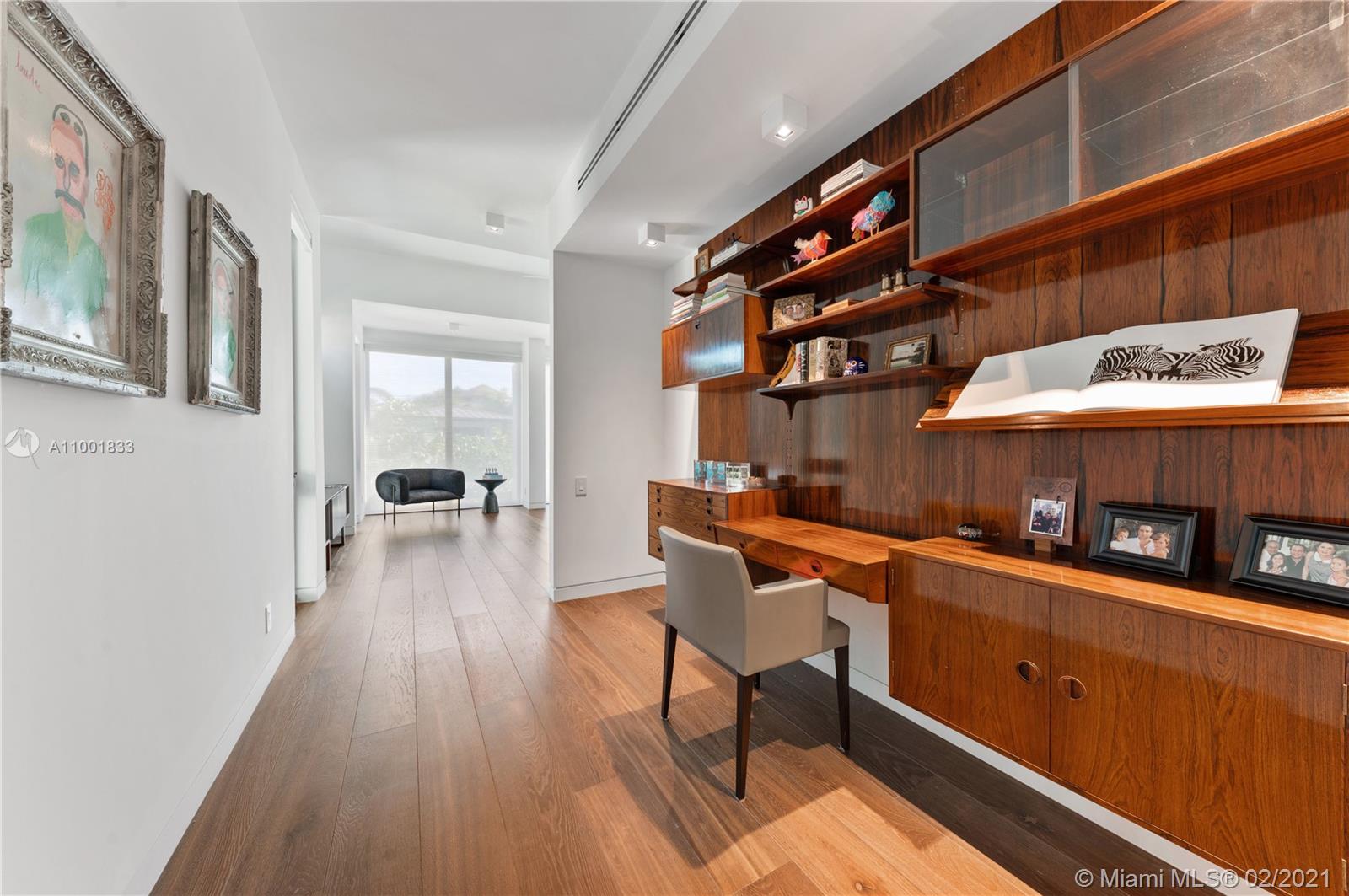 3429 N Moorings Way Coconut Grove, FL 33133