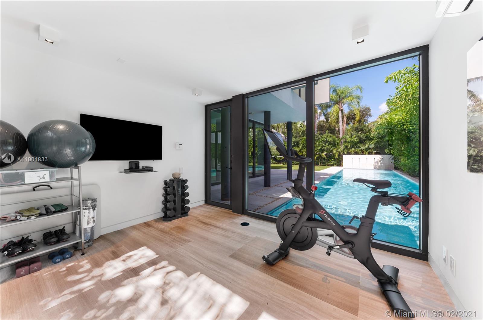 3429 N Moorings Way Coconut Grove, FL 33133